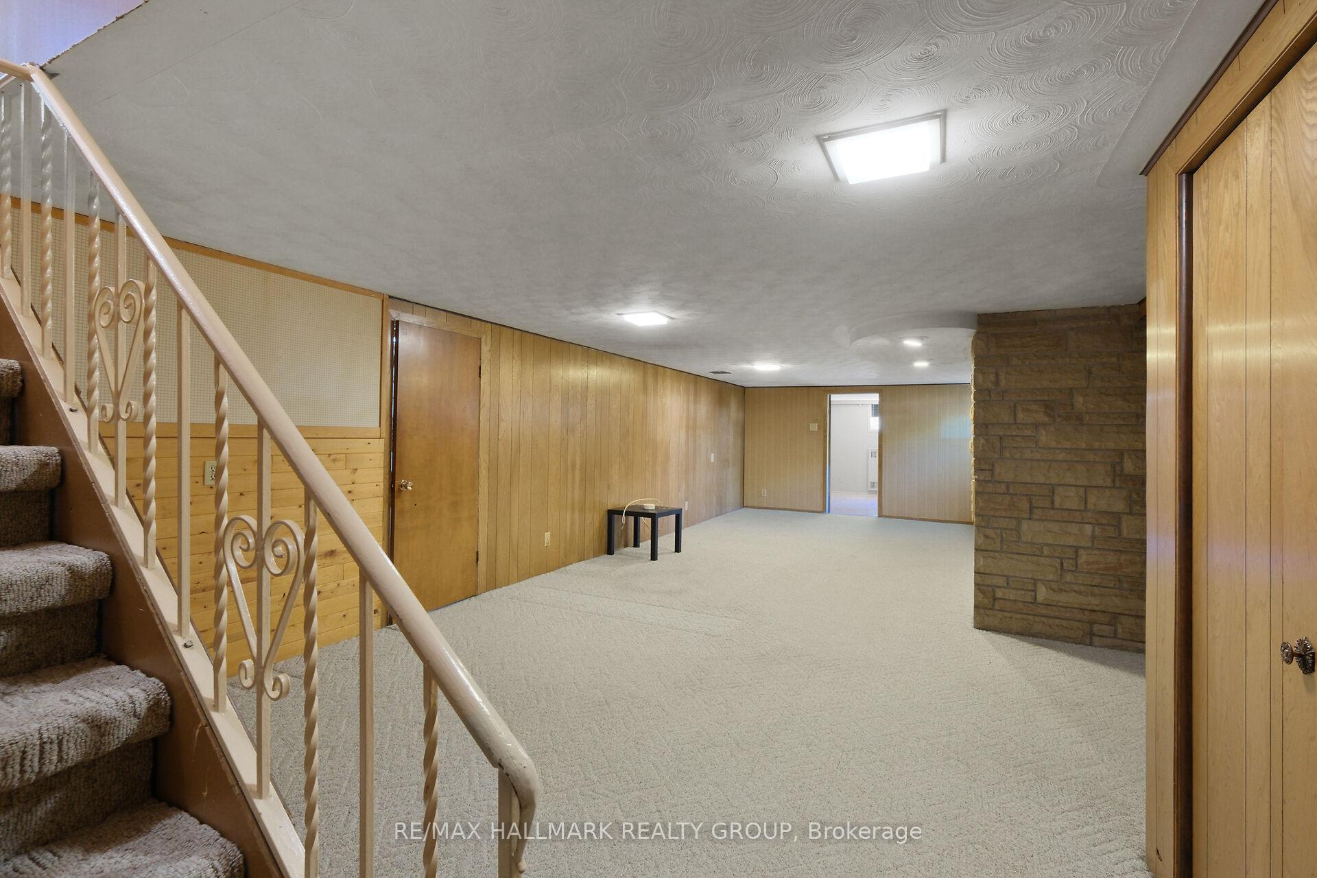 Photo 27 of 1399 Aurele Street, Ottawa, Pineview — HOMEH