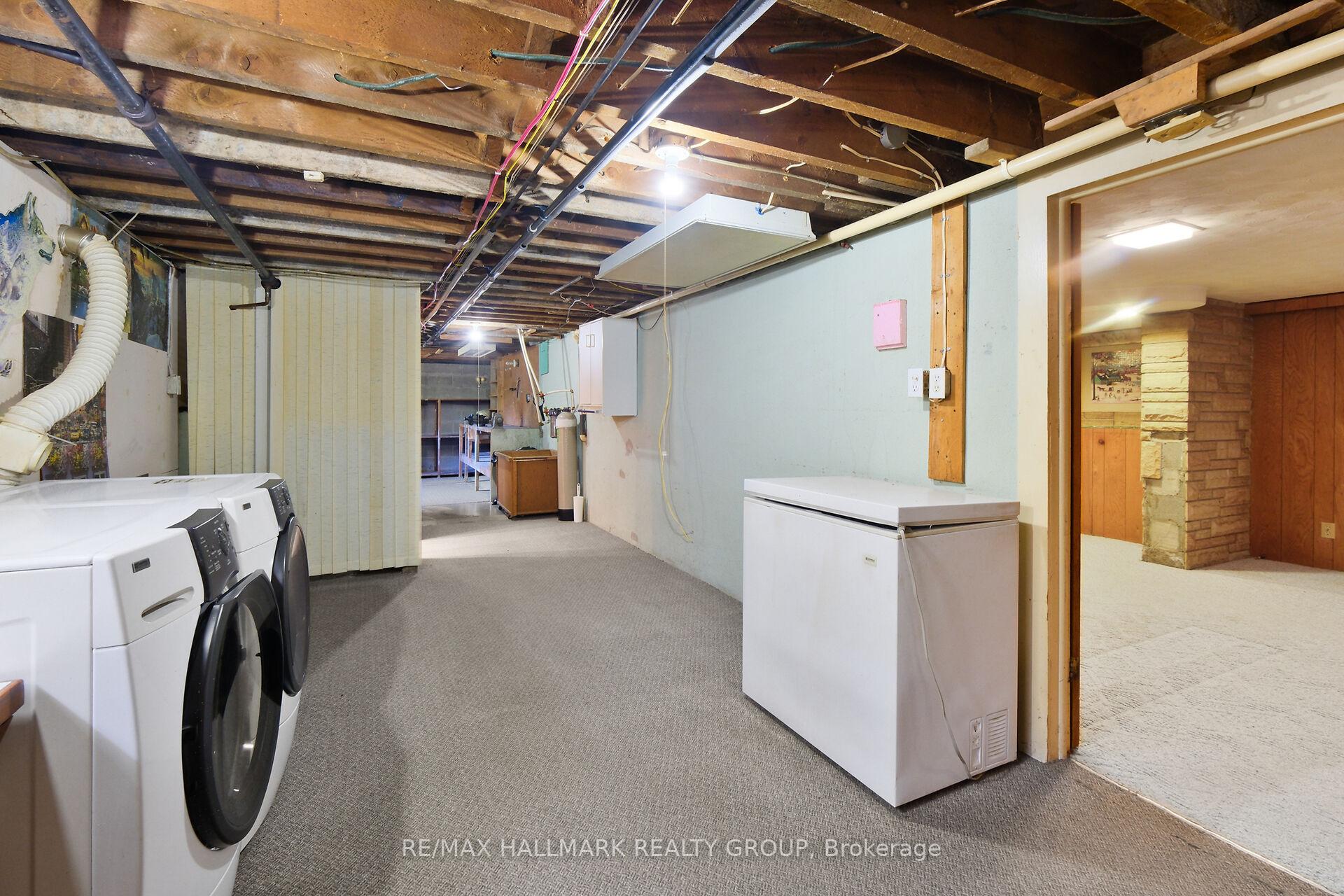 Photo 33 of 1399 Aurele Street, Ottawa, Pineview — HOMEH