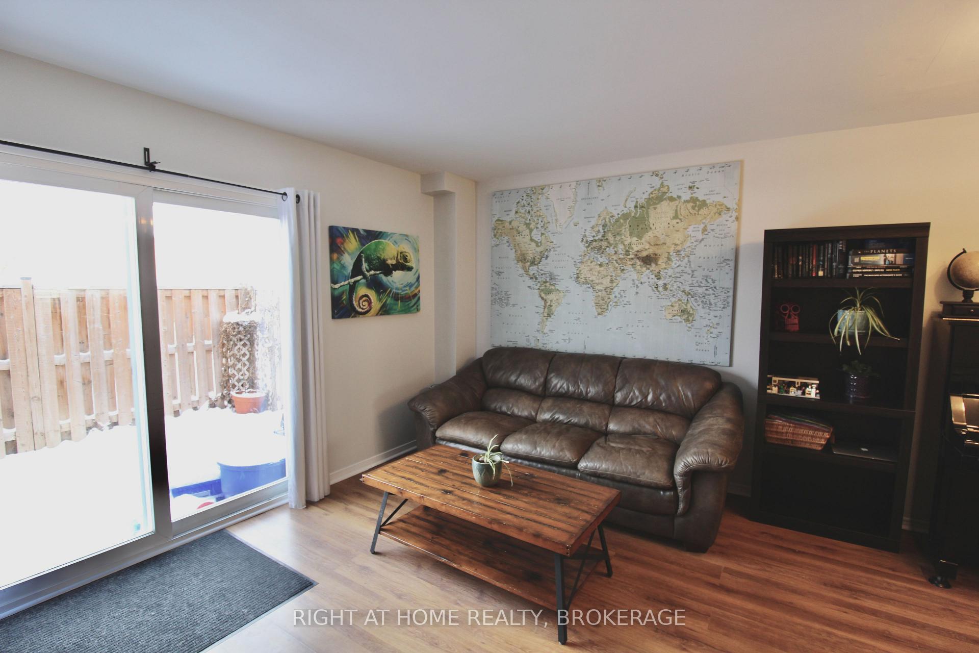 Photo 5 of Unit 6, 65 Dorchester Boulevard, St. Catharines, Carlton/Bunting — HOMEH