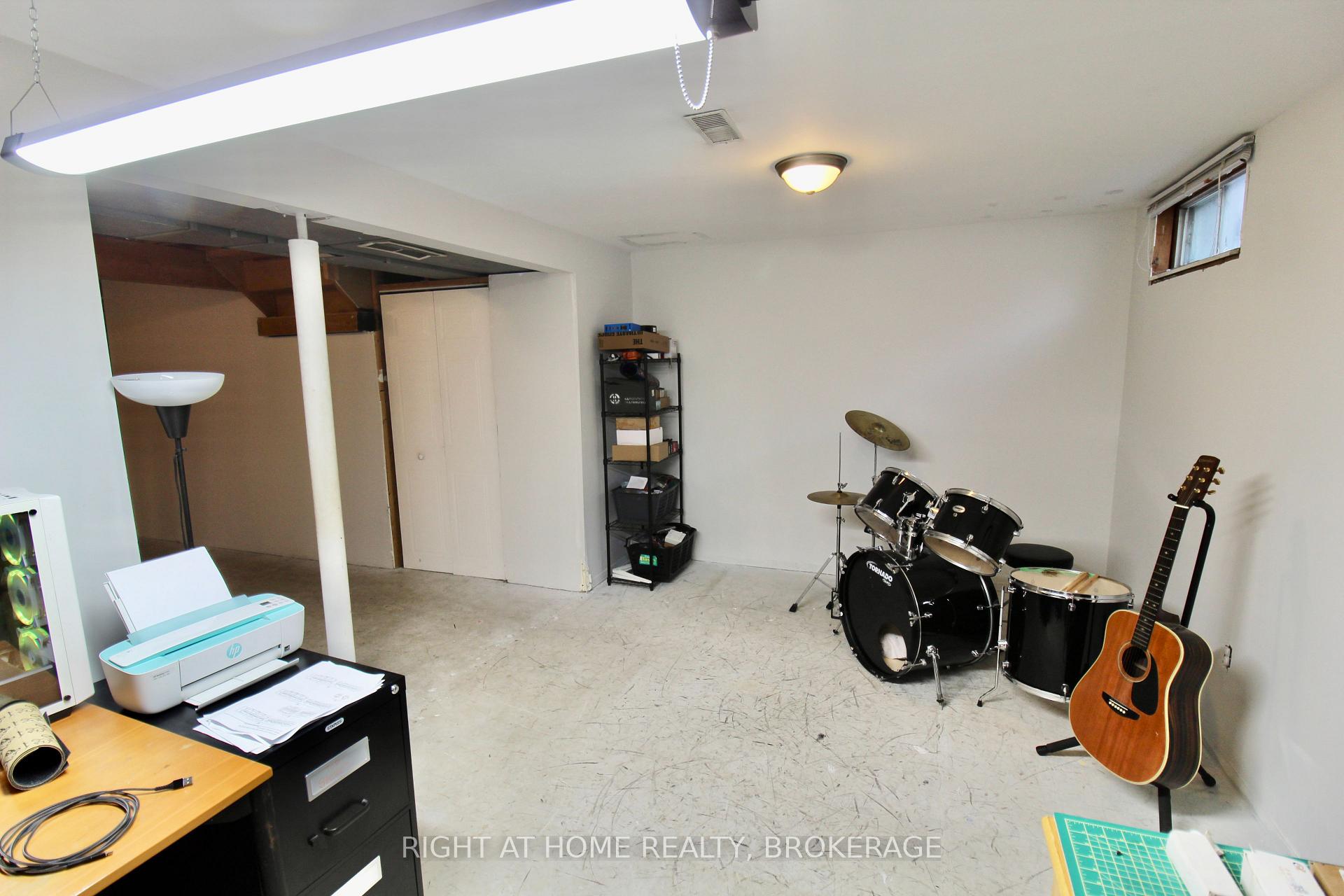 Photo 21 of Unit 6, 65 Dorchester Boulevard, St. Catharines, Carlton/Bunting — HOMEH
