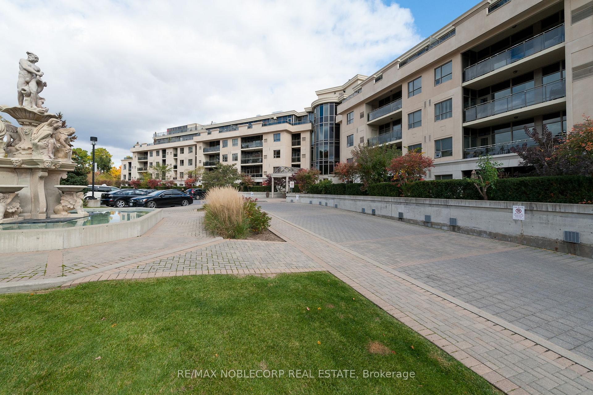 Photo 2 of Unit 421, 8201 Islington Avenue, Vaughan, Islington Woods — HOMEH