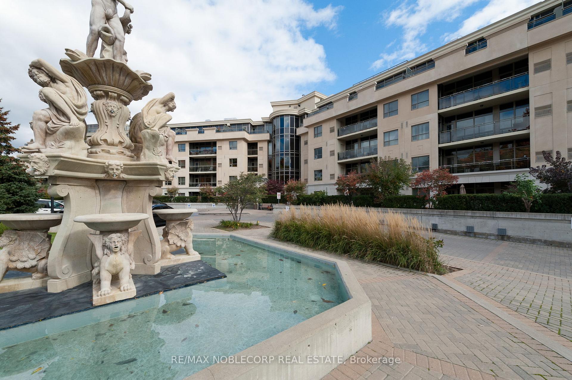 Photo 3 of Unit 421, 8201 Islington Avenue, Vaughan, Islington Woods — HOMEH