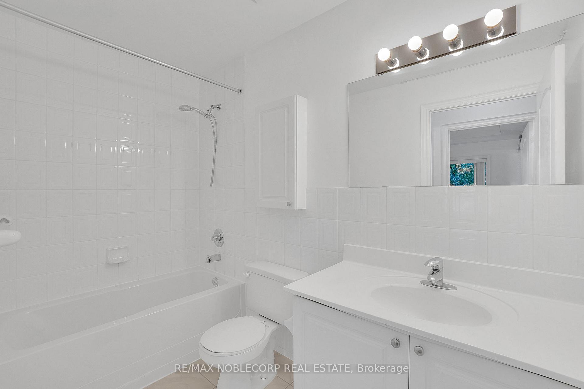 Photo 21 of Unit 421, 8201 Islington Avenue, Vaughan, Islington Woods — HOMEH