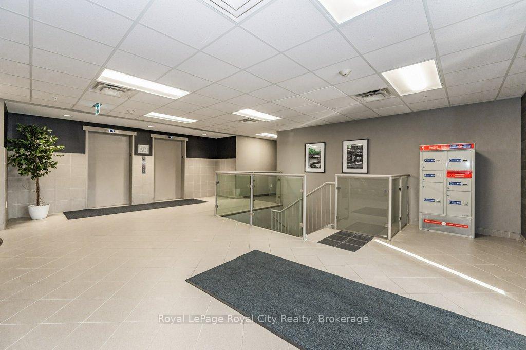 Photo 2 of Unit 309, 7 Kay Crescent, Guelph, Pineridge/Westminster Woods — HOMEH