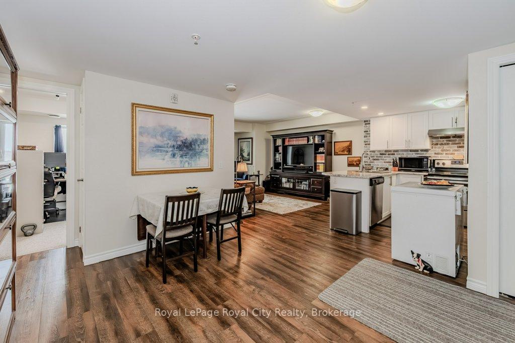 Photo 7 of Unit 309, 7 Kay Crescent, Guelph, Pineridge/Westminster Woods — HOMEH