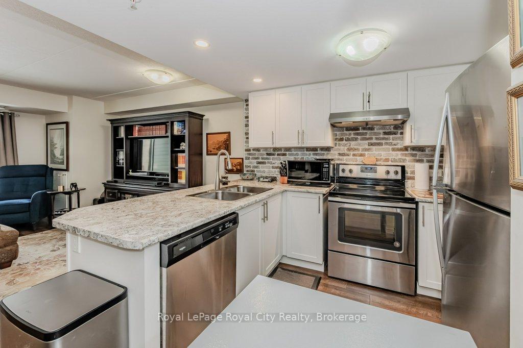 Photo 14 of Unit 309, 7 Kay Crescent, Guelph, Pineridge/Westminster Woods — HOMEH