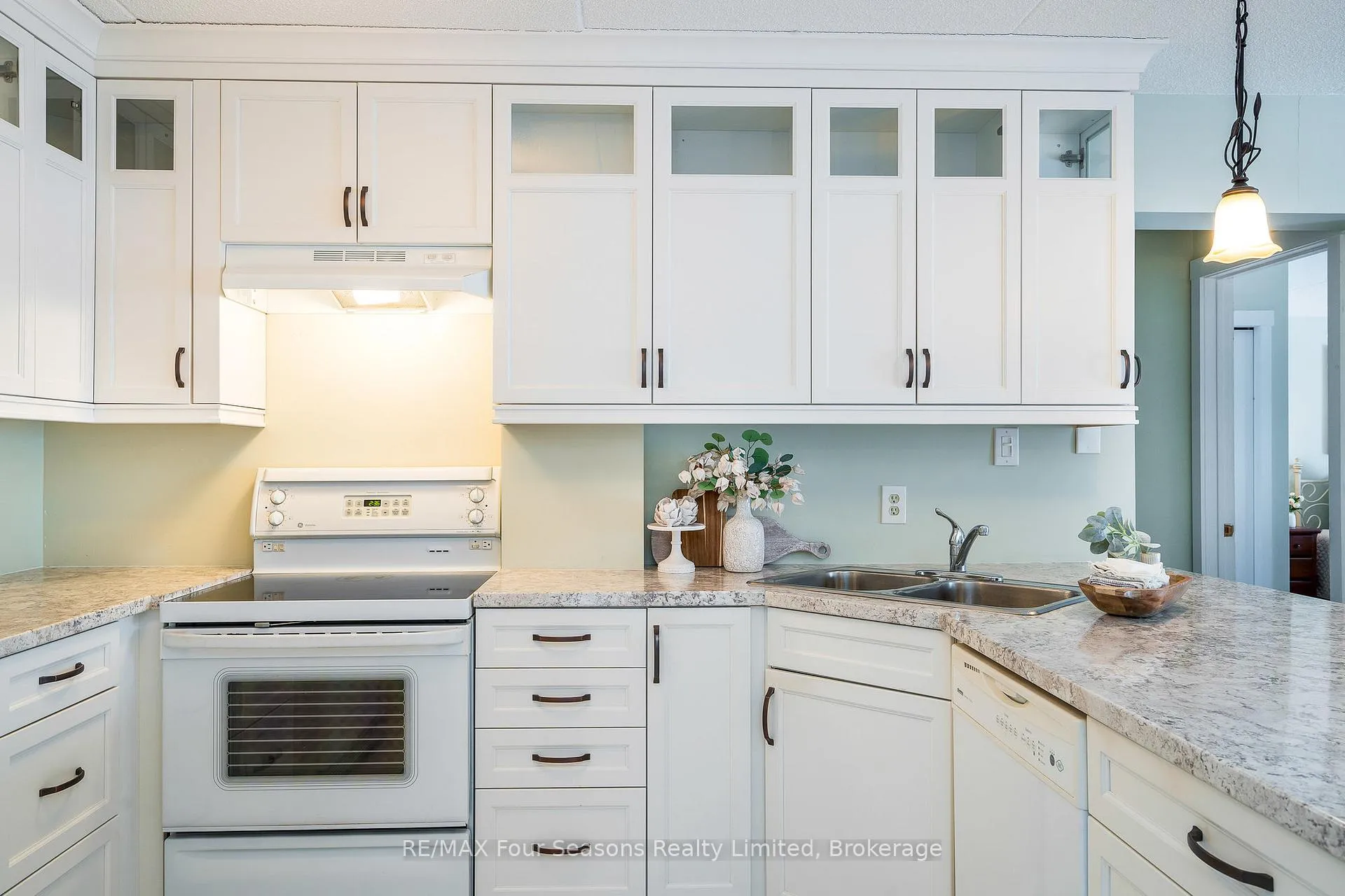Photo 15 of Unit 25, 44 Trott Boulevard, Collingwood — HOMEH
