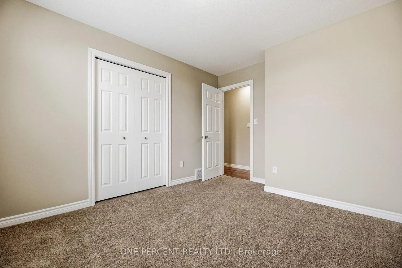 Photo 13 of 213 John Street S, Minto — HOMEH