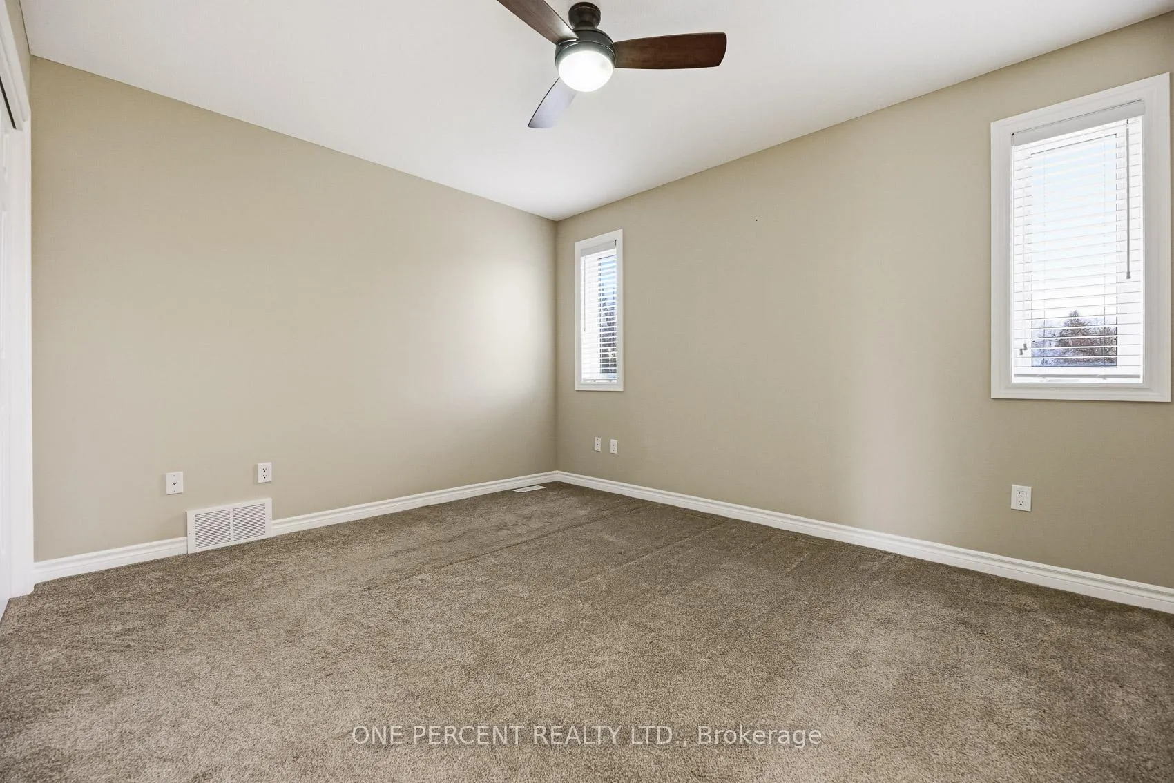 Photo 18 of 213 John Street S, Minto — HOMEH