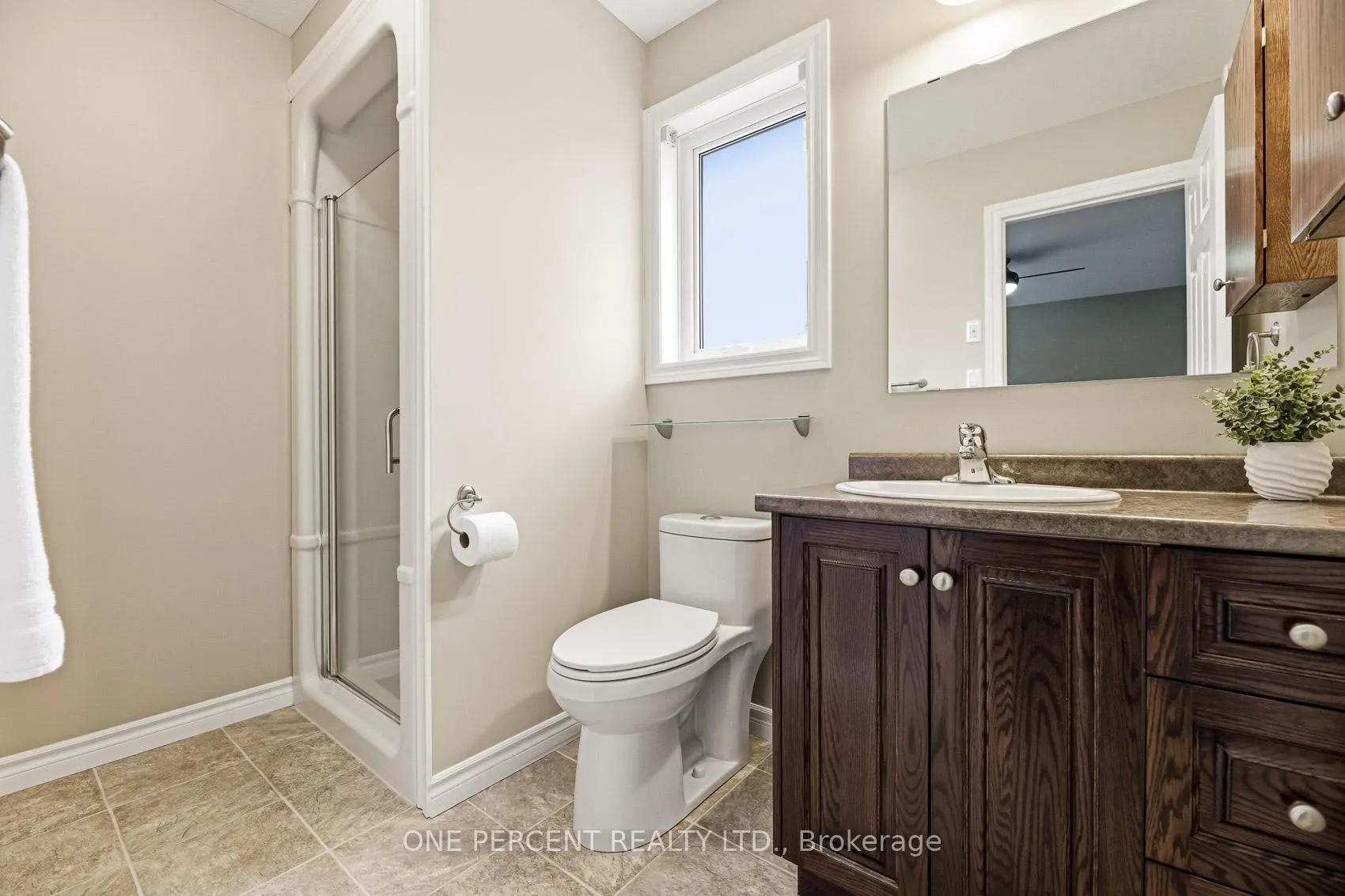 Photo 20 of 213 John Street S, Minto — HOMEH