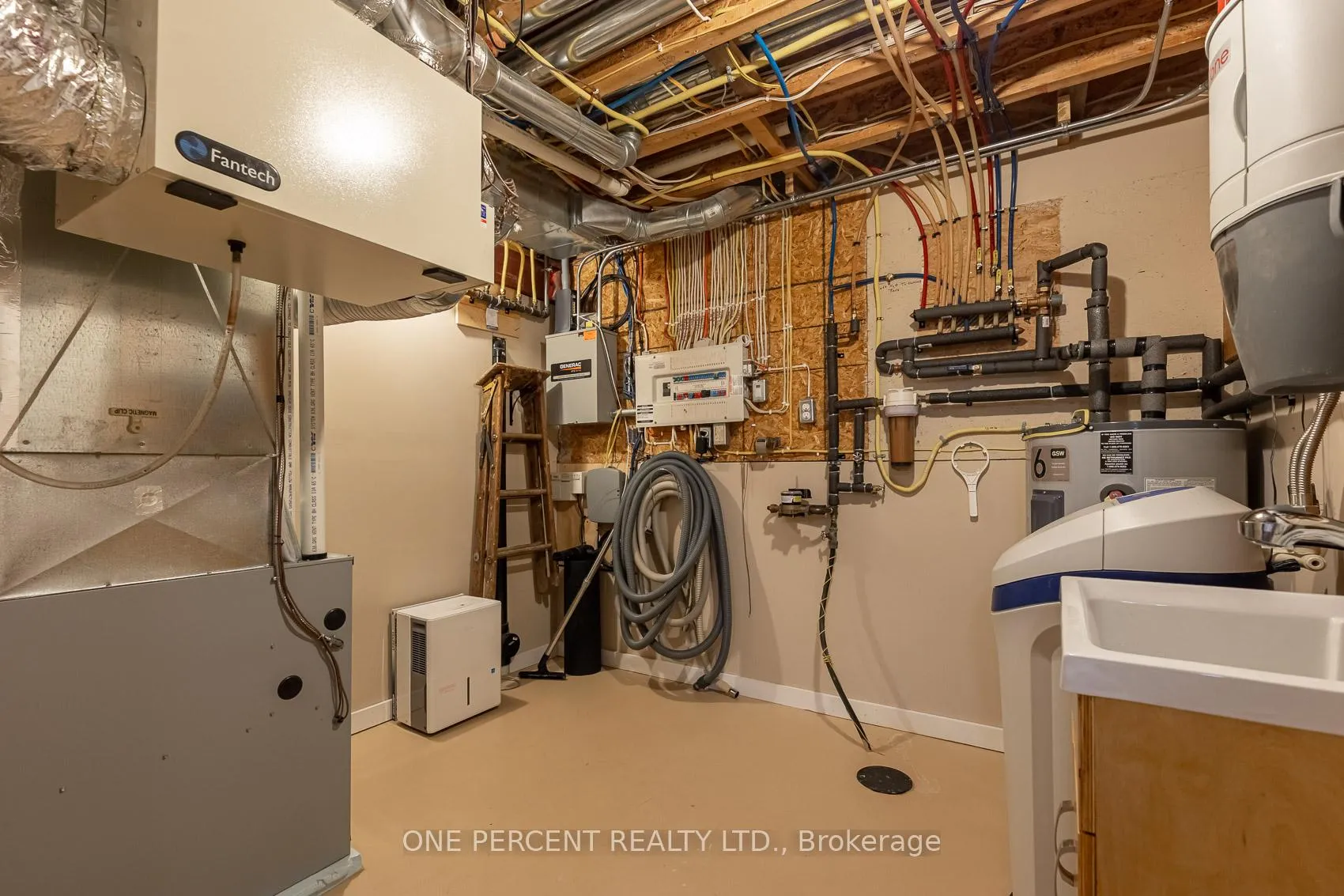 Photo 30 of 213 John Street S, Minto — HOMEH