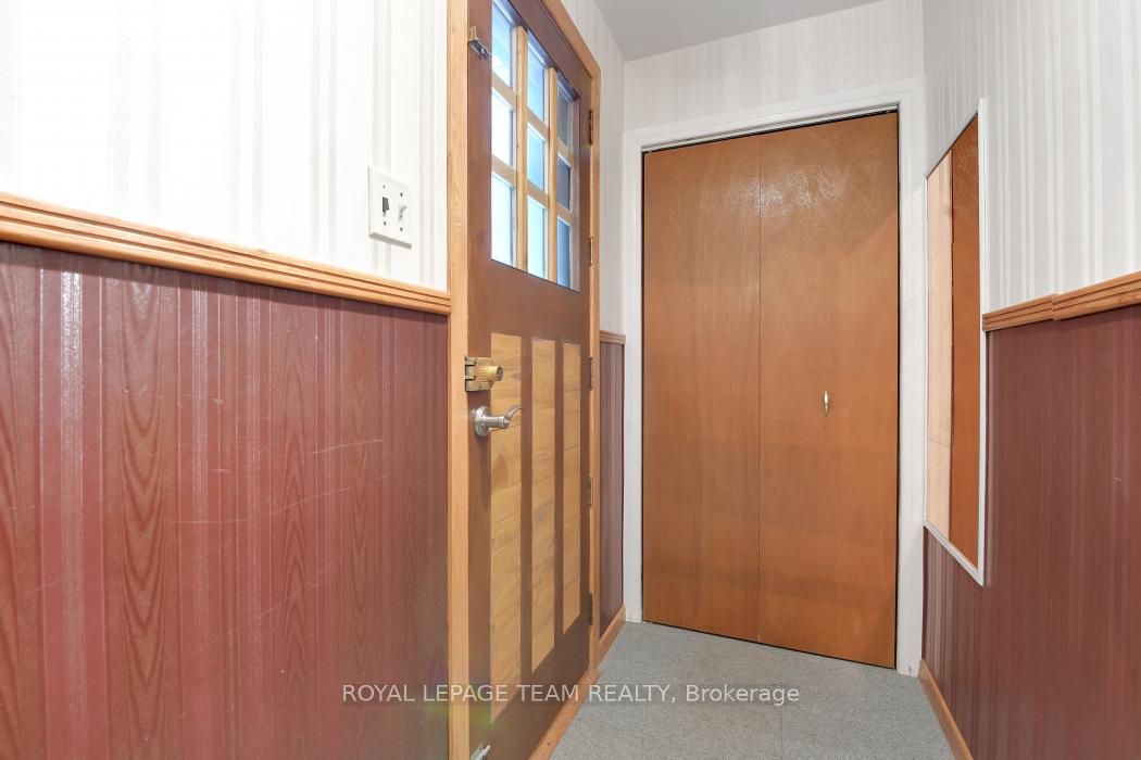 Photo 5 of 157 Anna Avenue, Ottawa, Carlington — HOMEH