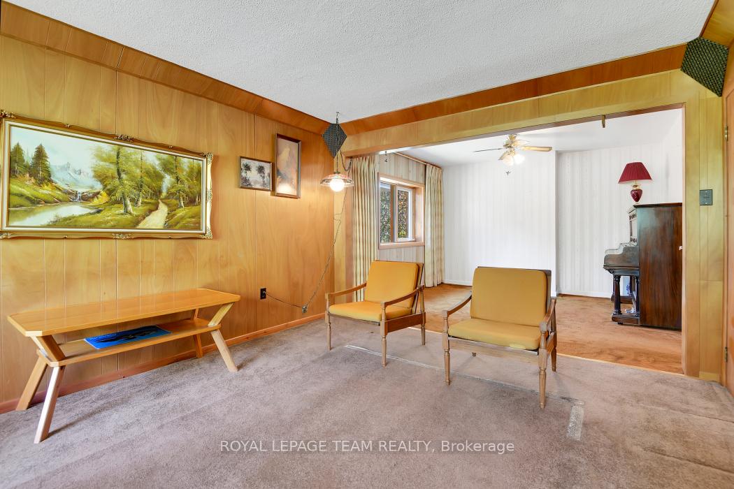 Photo 3 of 157 Anna Avenue, Ottawa, Carlington — HOMEH