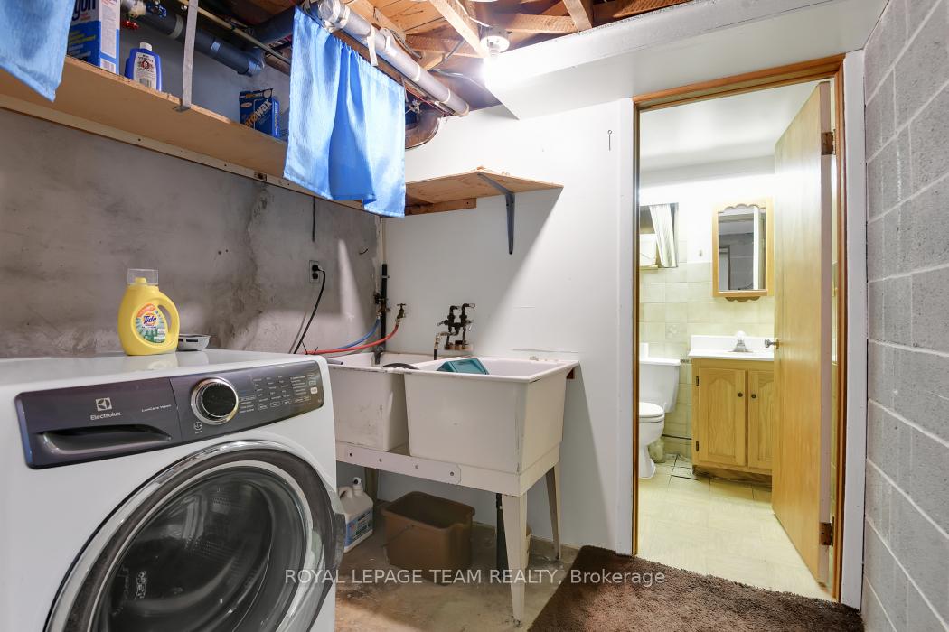Photo 18 of 157 Anna Avenue, Ottawa, Carlington — HOMEH
