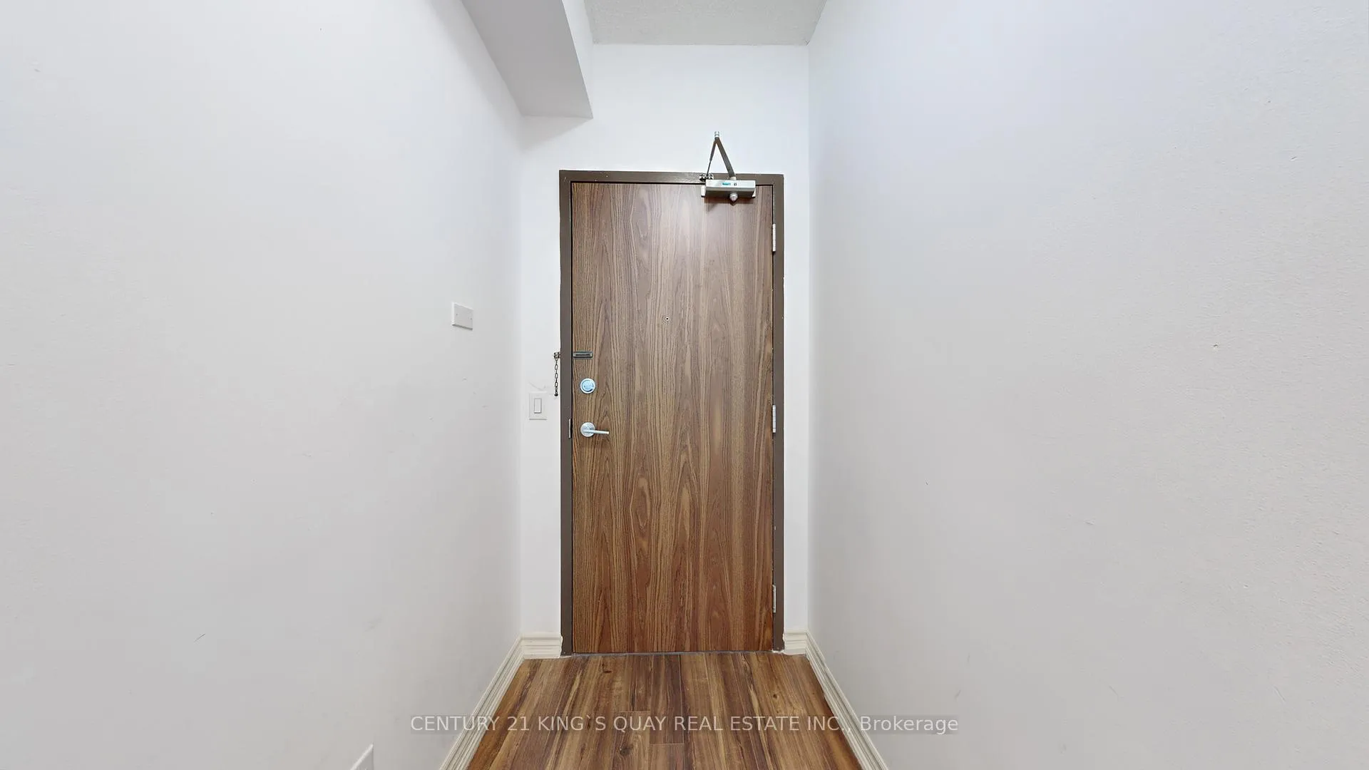 Photo 9 of Unit 806, 8323 Kennedy Road, Markham, Village Green-South Unionville — HOMEH