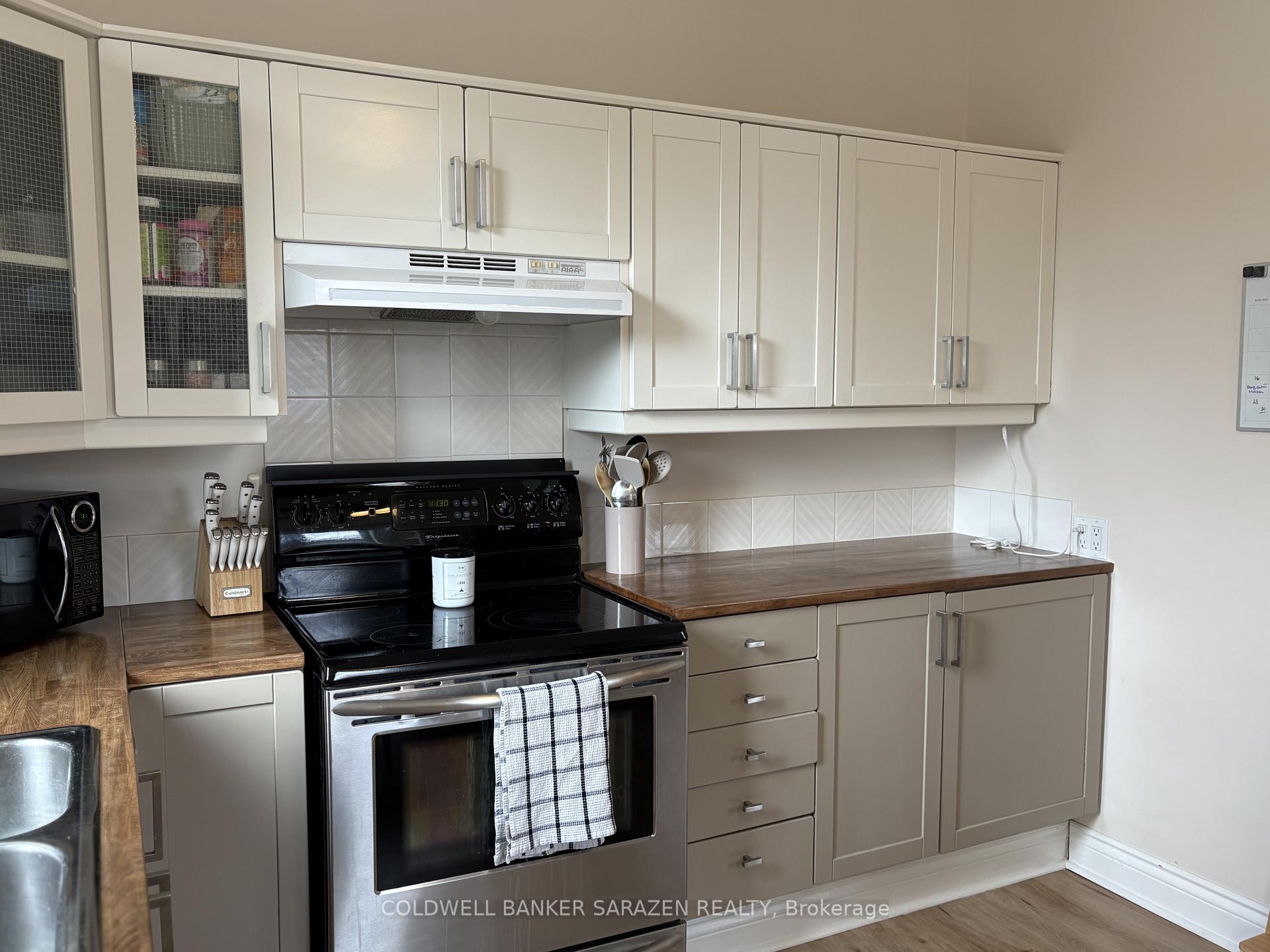 Photo 14 of 118 Tyndal Street, Ottawa, Kinburn — HOMEH