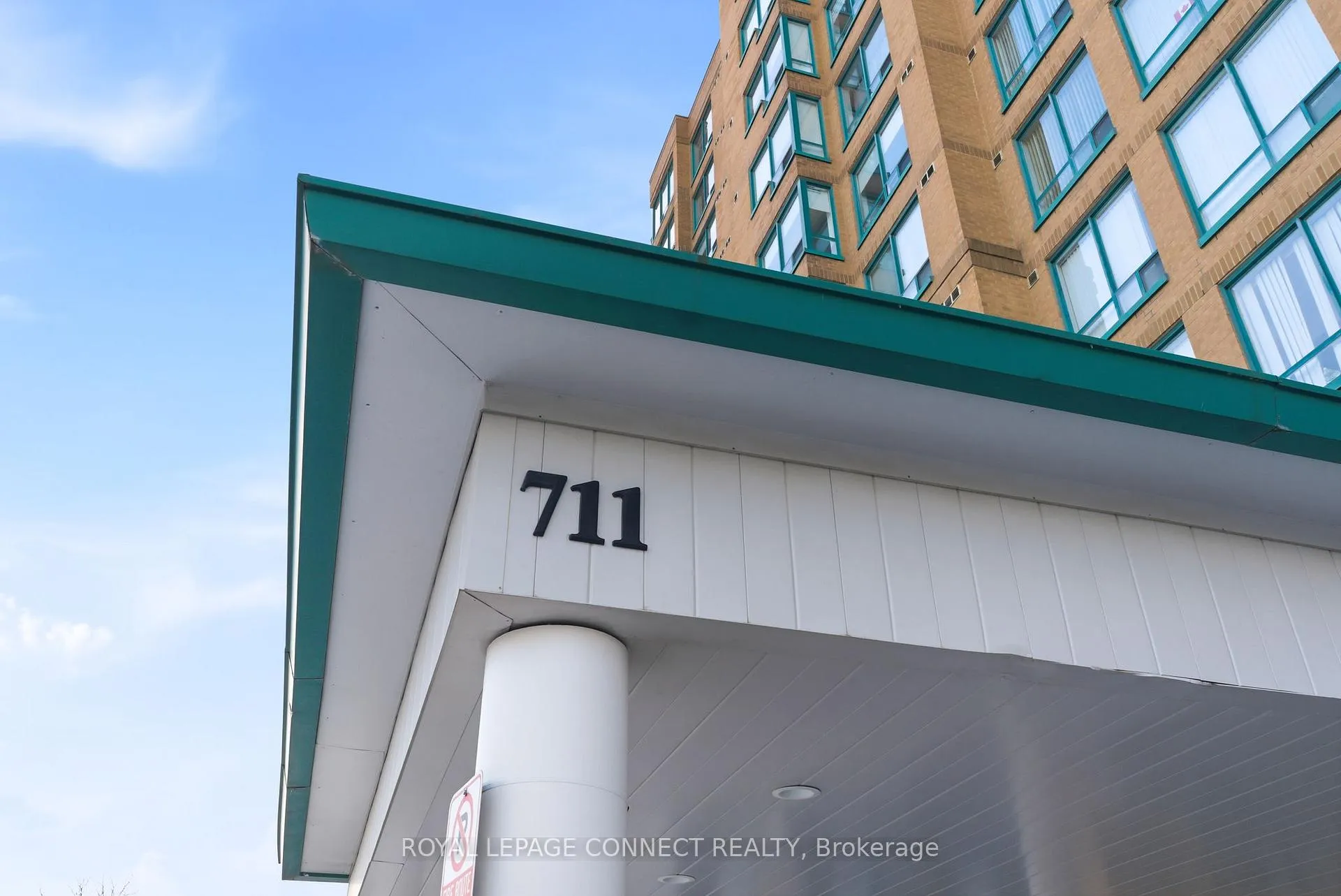 Photo 3 of Unit 514, 711 Rossland Road E, Whitby, Pringle Creek — HOMEH