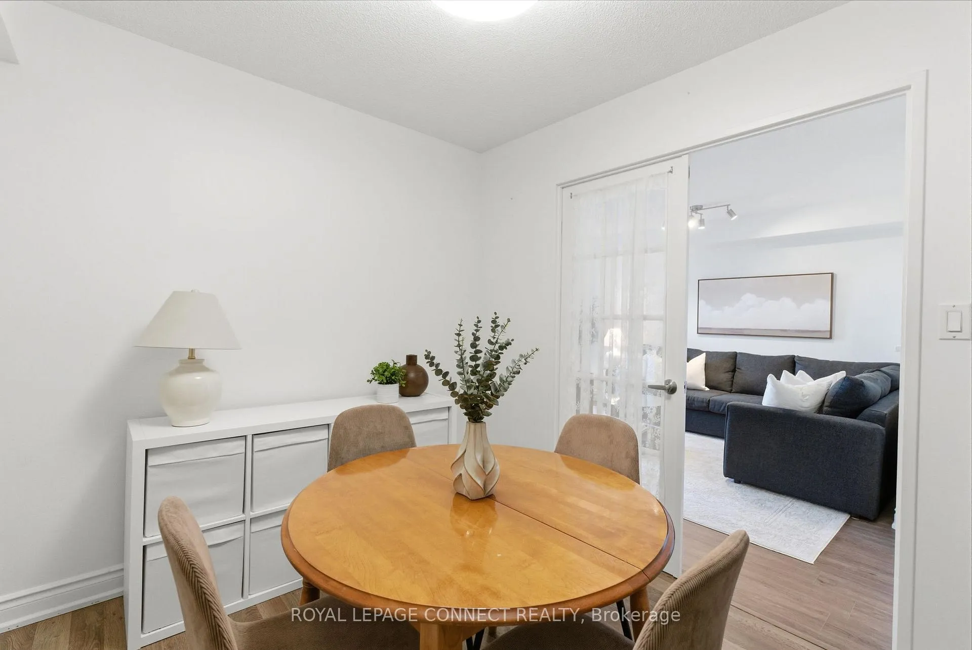 Photo 7 of Unit 514, 711 Rossland Road E, Whitby, Pringle Creek — HOMEH