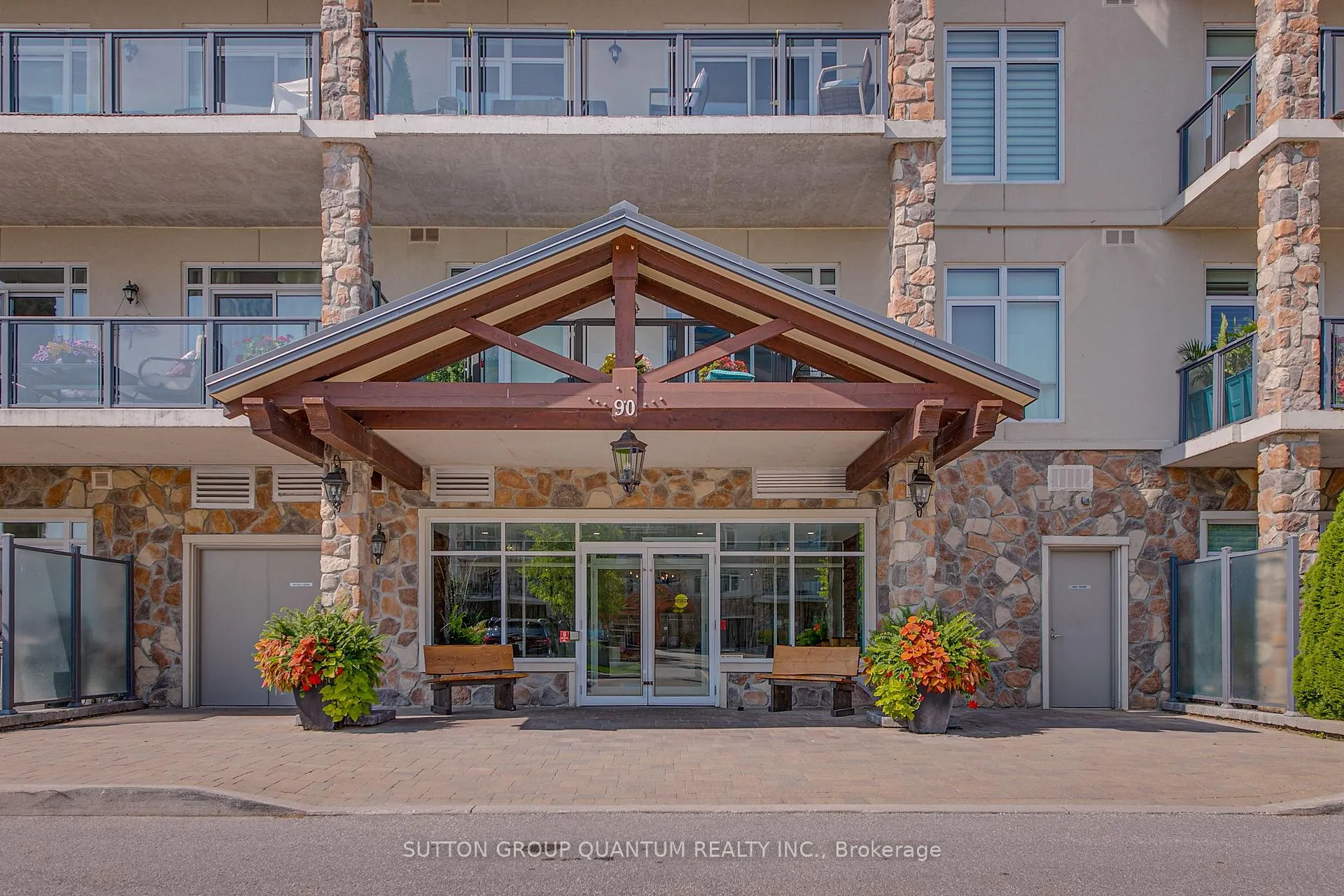 Front of Unit 606, 90 Orchard Point Road
