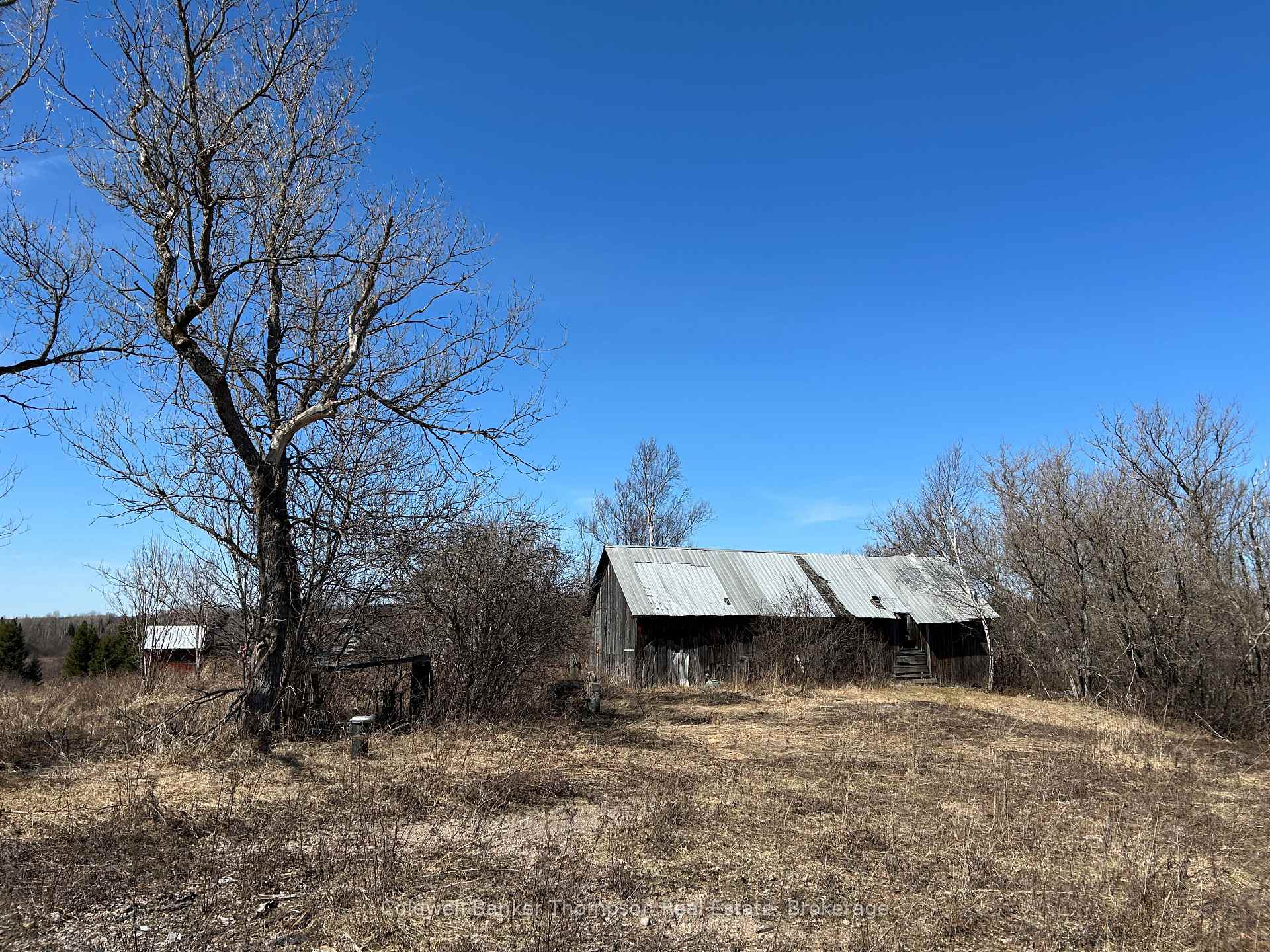 Photo 4 of 2904 Memorial Park Drive, Chisholm — HOMEH