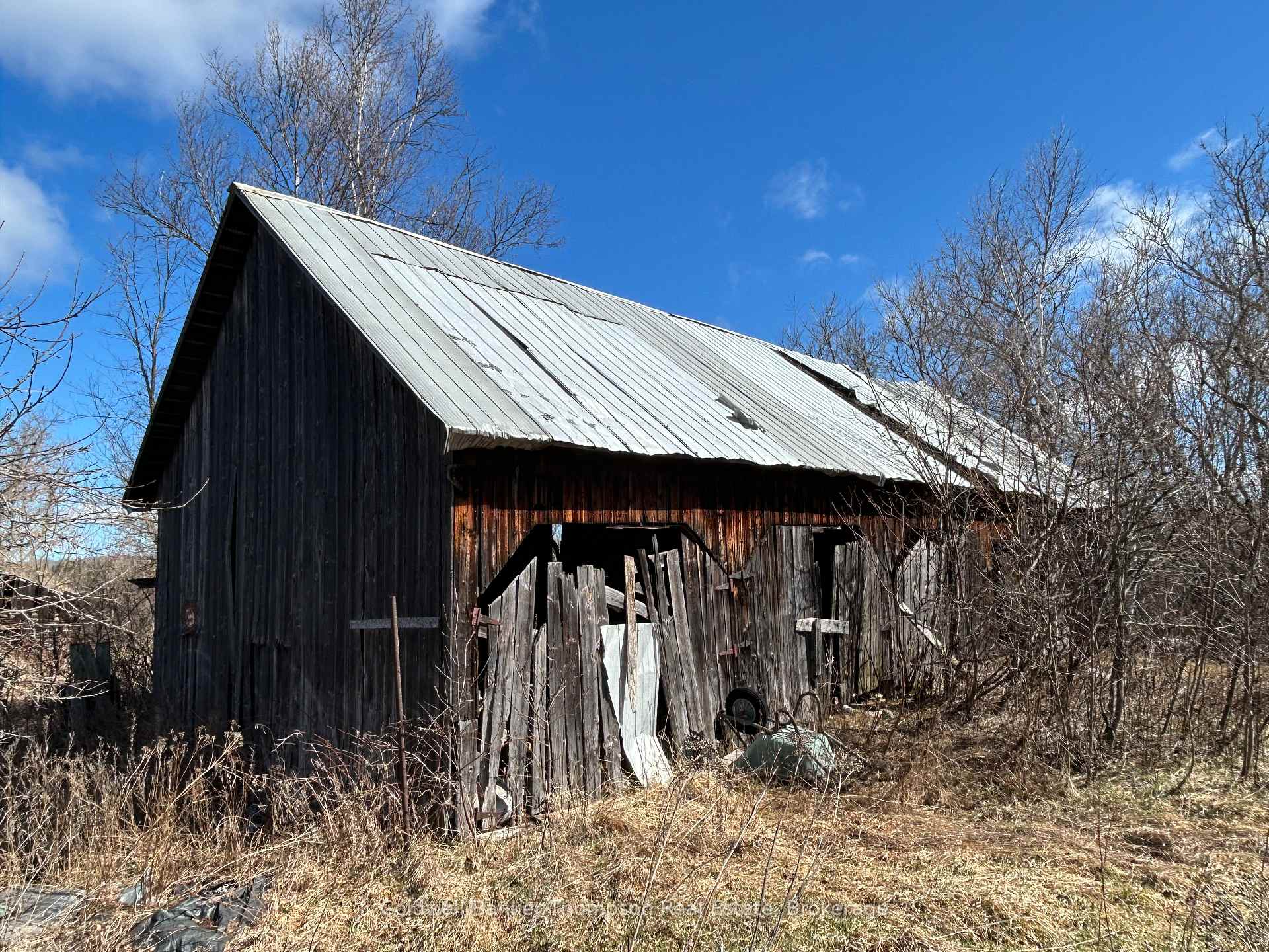 Photo 5 of 2904 Memorial Park Drive, Chisholm — HOMEH