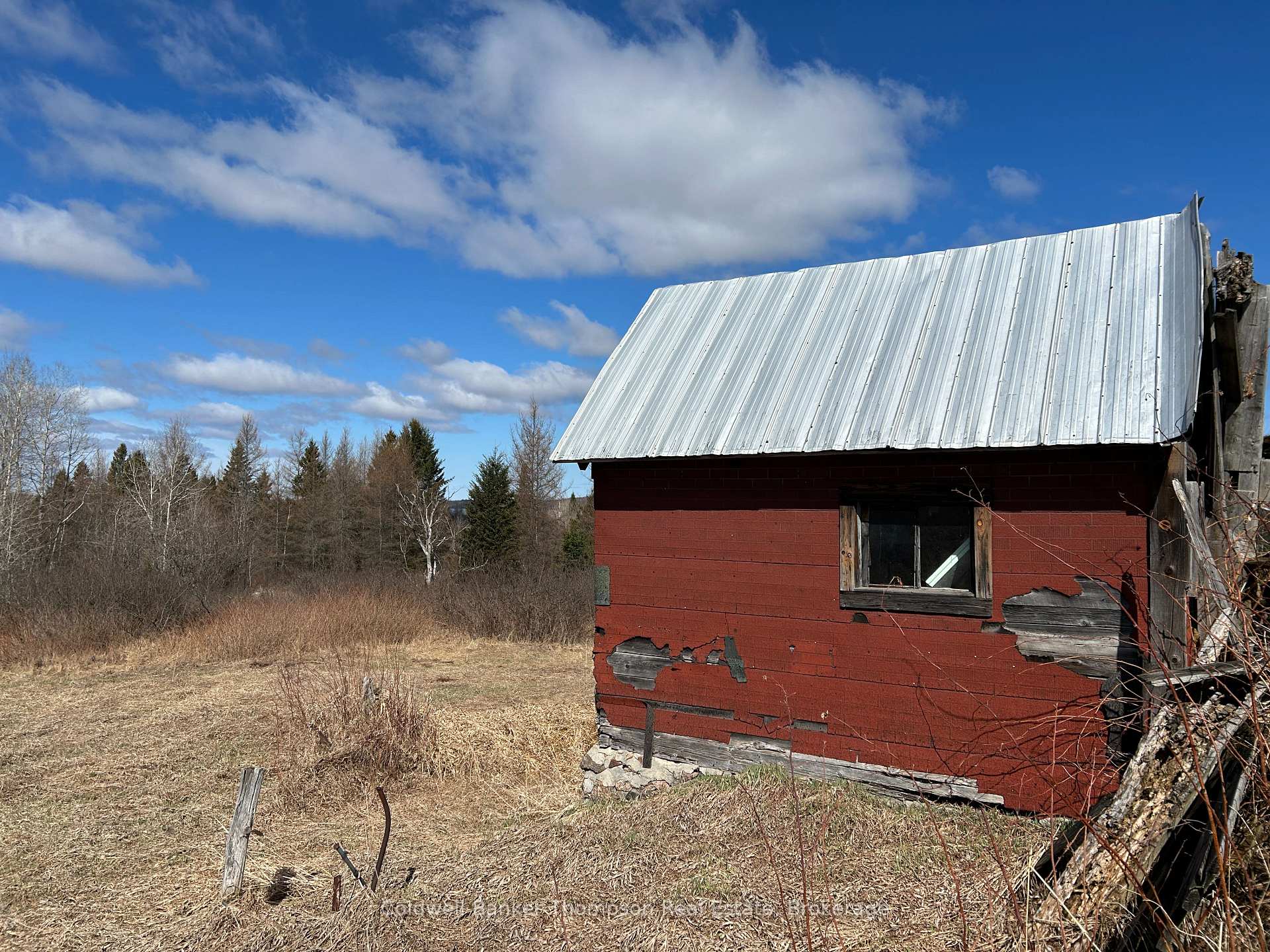 Photo 6 of 2904 Memorial Park Drive, Chisholm — HOMEH