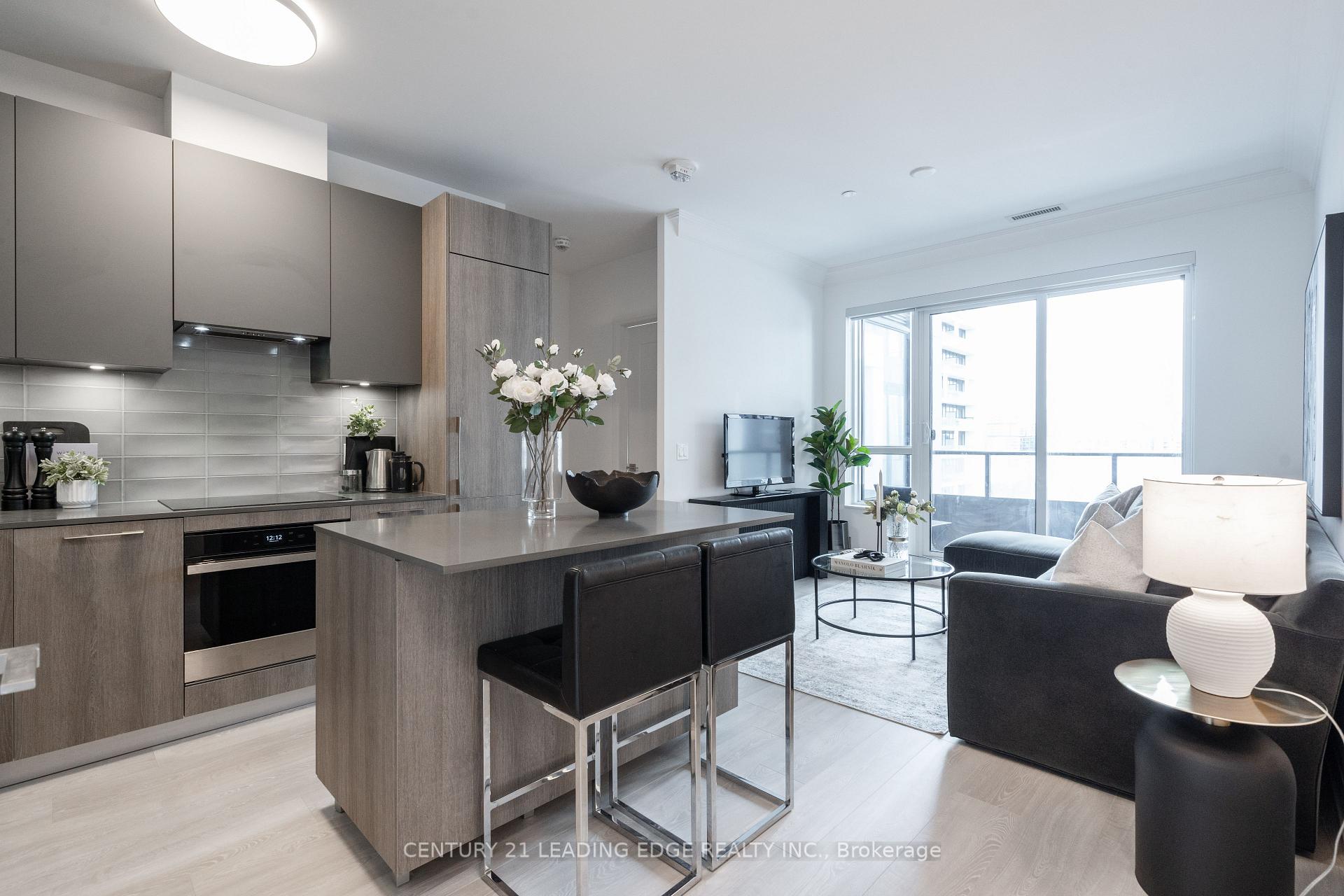 Photo 6 of Unit 1029, 38 Water Walk Drive, Markham, Unionville — HOMEH