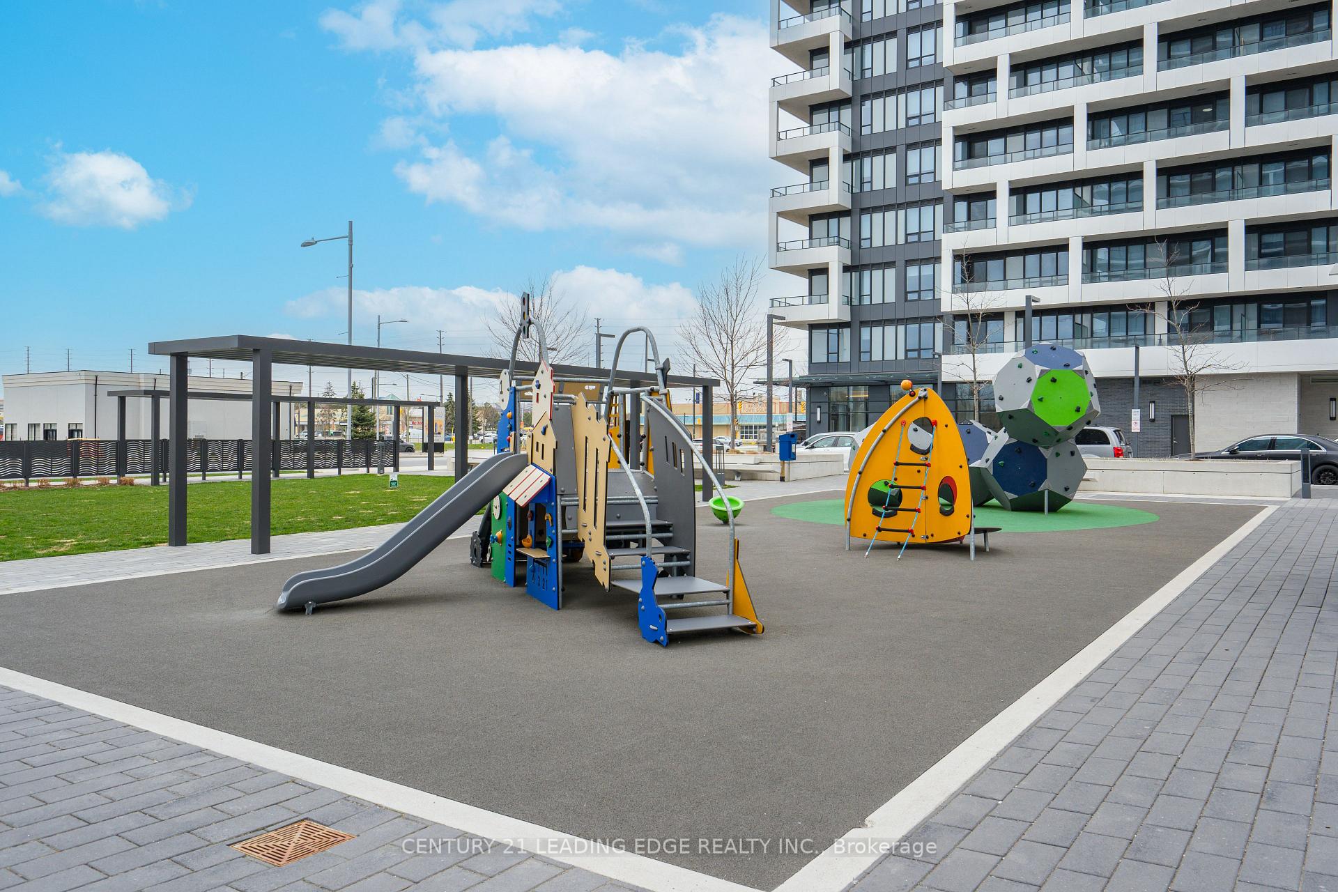 Photo 31 of Unit 1029, 38 Water Walk Drive, Markham, Unionville — HOMEH