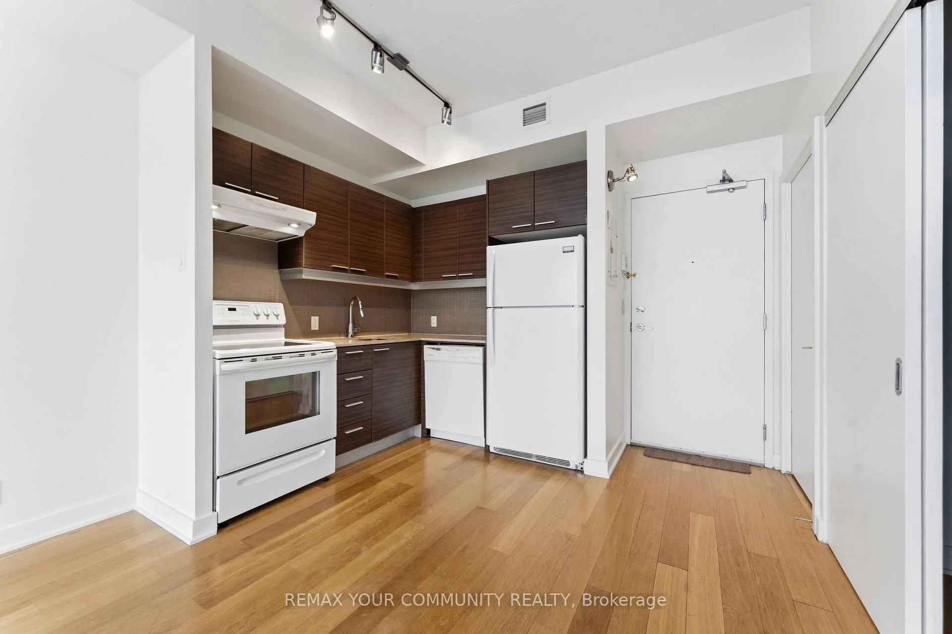 Photo 6 of Unit 431, 349 Mcleod Street, Ottawa, Ottawa Centre — HOMEH