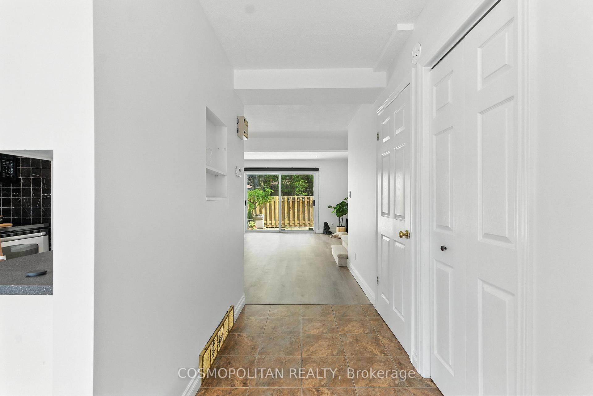 Photo 4 of Unit 91, 77 Linwell Road, St. Catharines, Lakeport — HOMEH