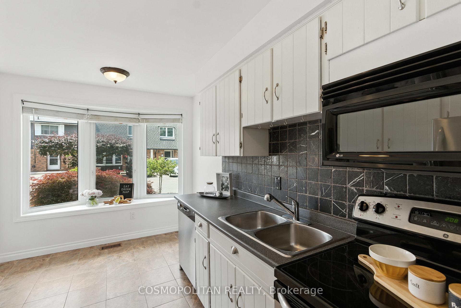 Photo 7 of Unit 91, 77 Linwell Road, St. Catharines, Lakeport — HOMEH