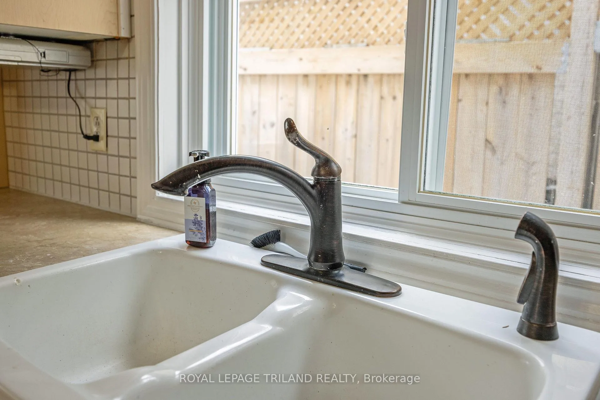 Photo 26 of 136 St George Street, Central Elgin, Lynhurst — HOMEH