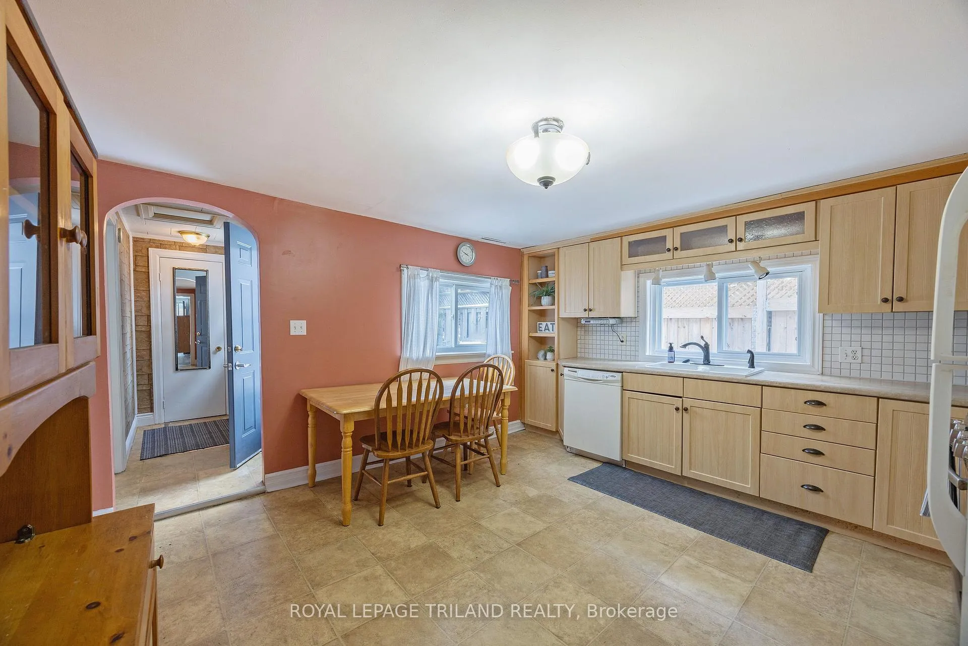 Photo 30 of 136 St George Street, Central Elgin, Lynhurst — HOMEH