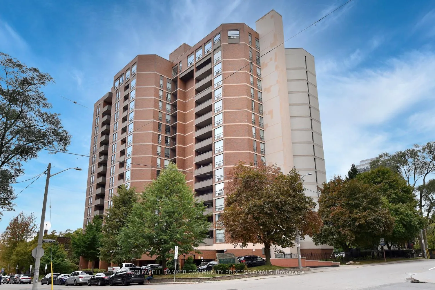Front of Unit 606, 222 Jackson Street W