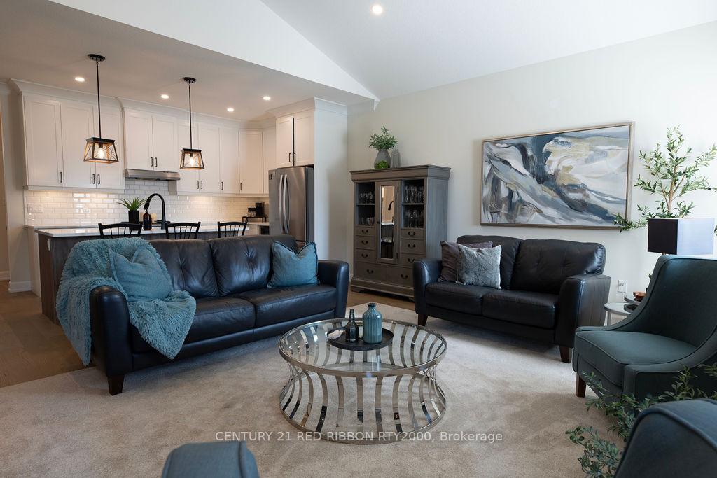 Photo 7 of Unit 40, 159 Collins Way, Strathroy-Caradoc, SE — HOMEH