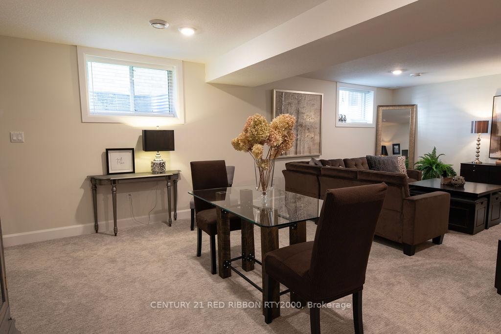Photo 31 of Unit 40, 159 Collins Way, Strathroy-Caradoc, SE — HOMEH