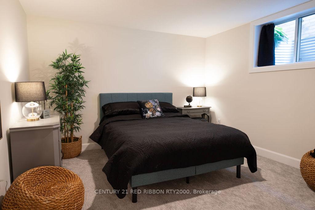 Photo 33 of Unit 40, 159 Collins Way, Strathroy-Caradoc, SE — HOMEH