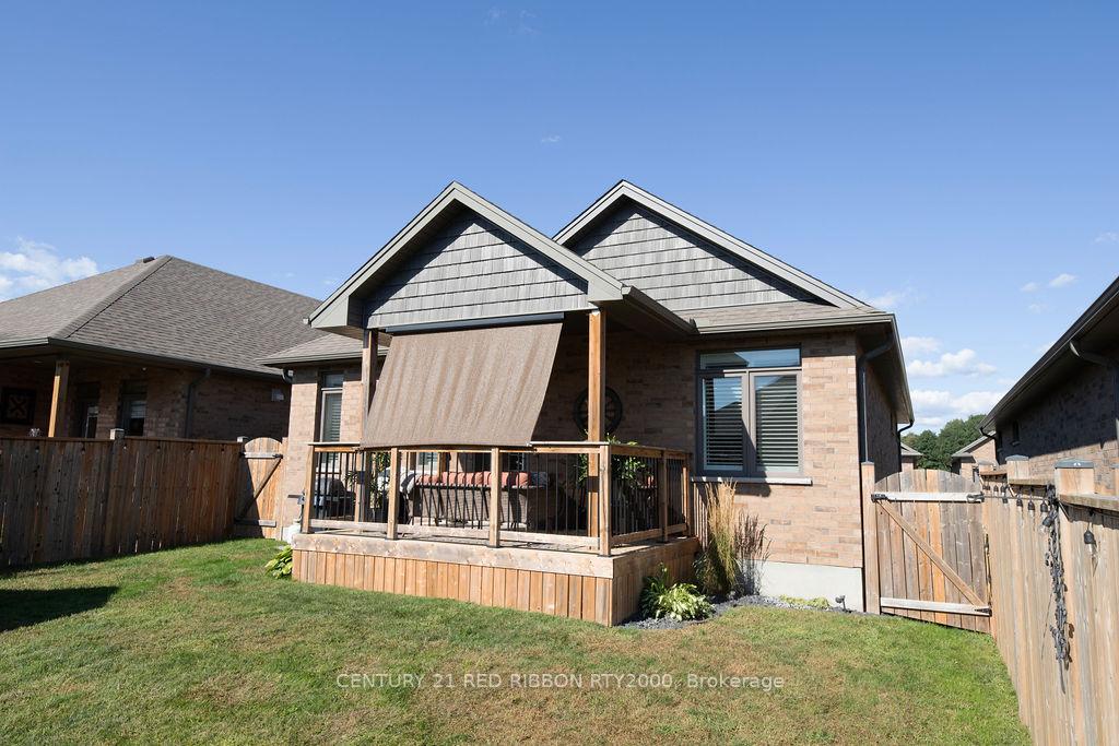 Photo 40 of Unit 40, 159 Collins Way, Strathroy-Caradoc, SE — HOMEH