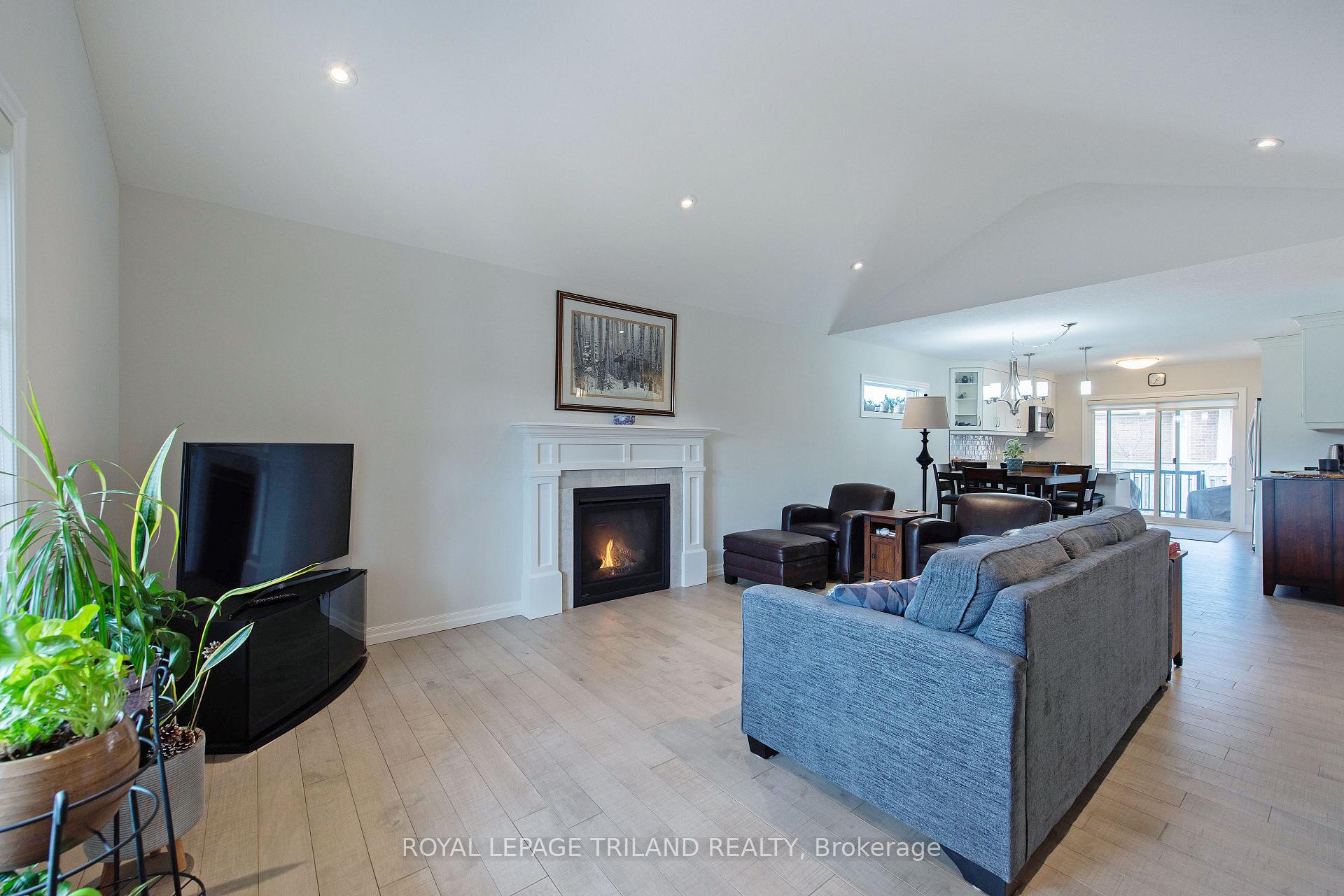 Photo 9 of Unit 11, 234 Peach Tree Boulevard, St. Thomas — HOMEH