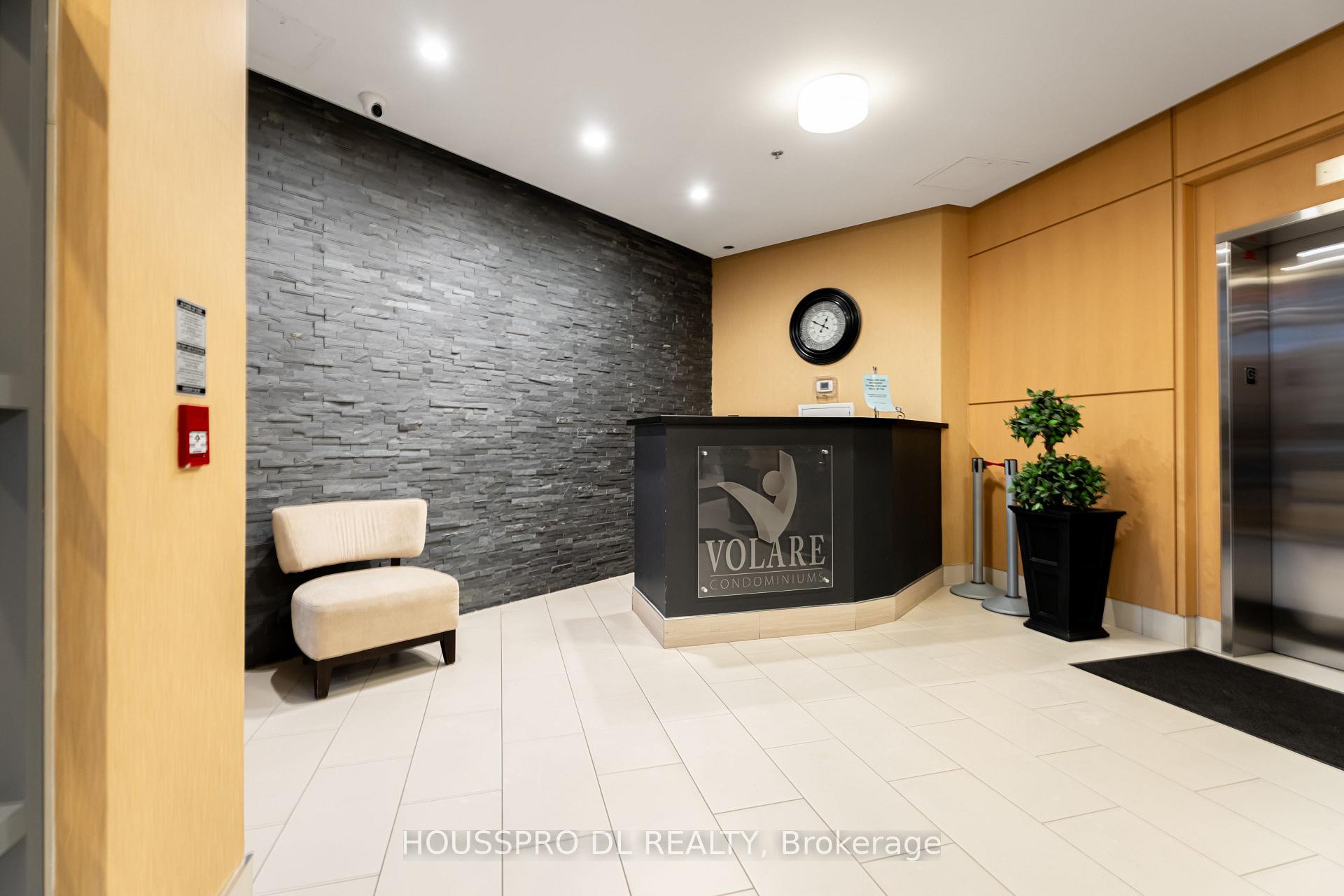 Photo 3 of Unit 603, 7730 Kipling Avenue NE, Vaughan, West Woodbridge — HOMEH