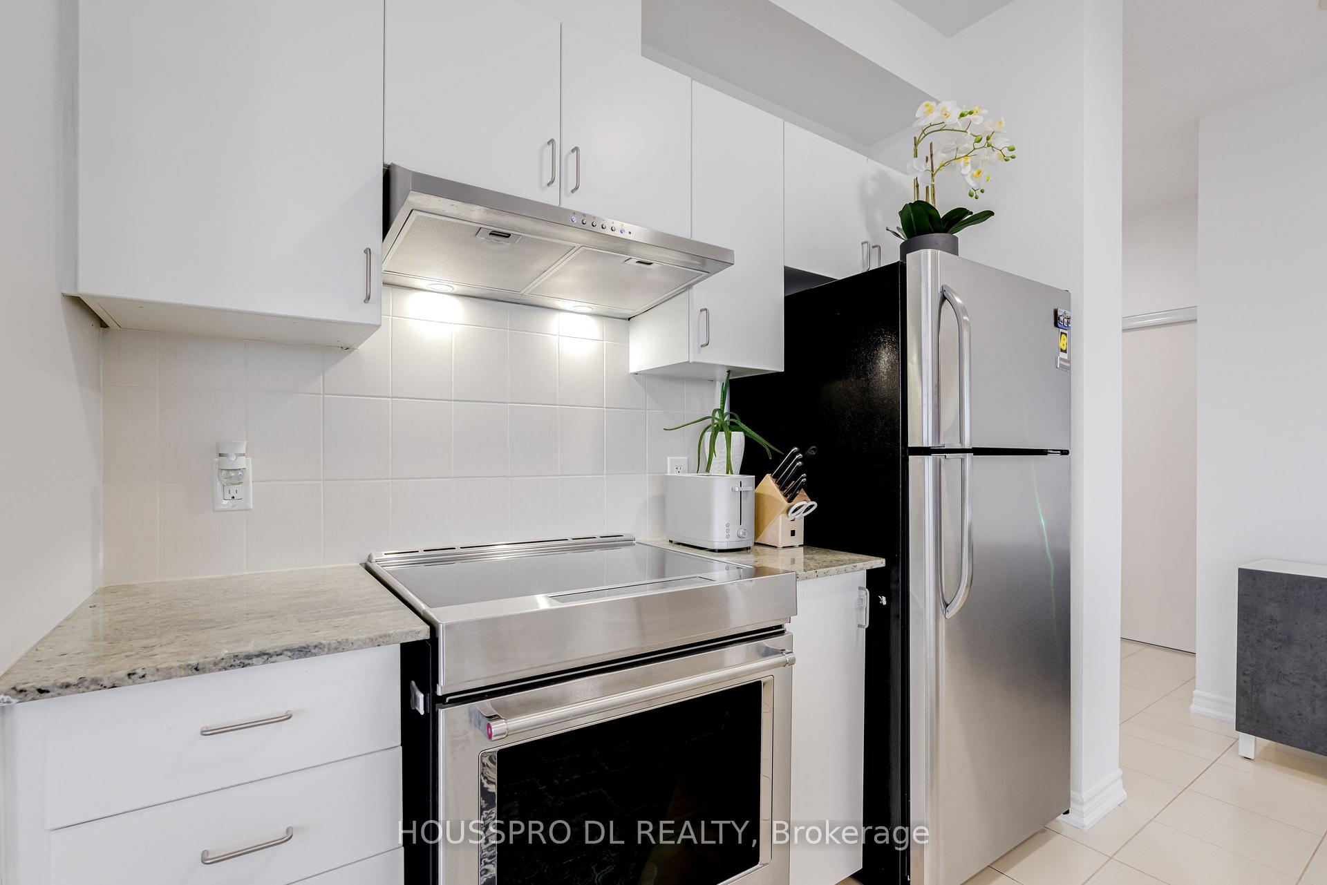 Photo 16 of Unit 603, 7730 Kipling Avenue NE, Vaughan, West Woodbridge — HOMEH