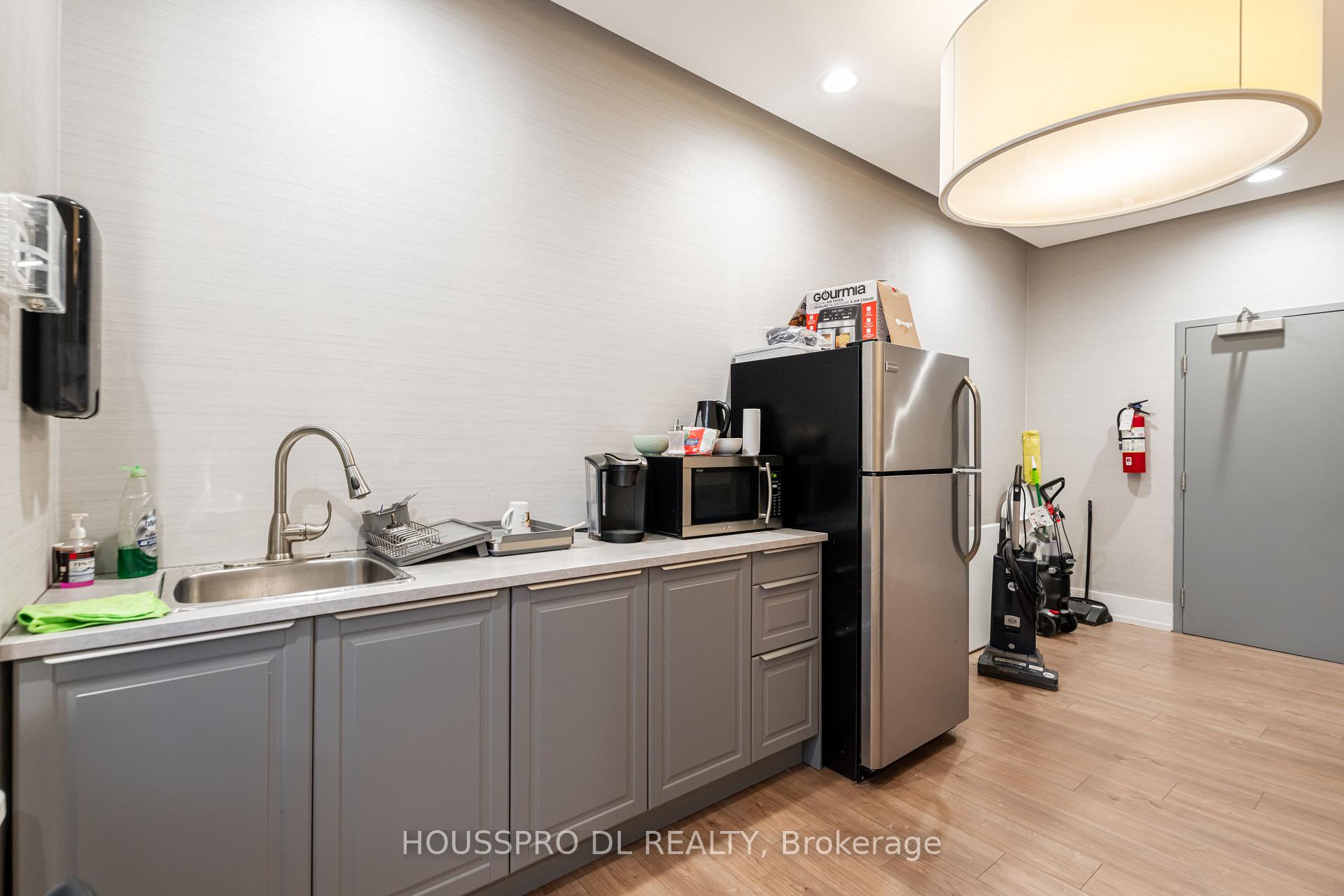 Photo 42 of Unit 603, 7730 Kipling Avenue NE, Vaughan, West Woodbridge — HOMEH