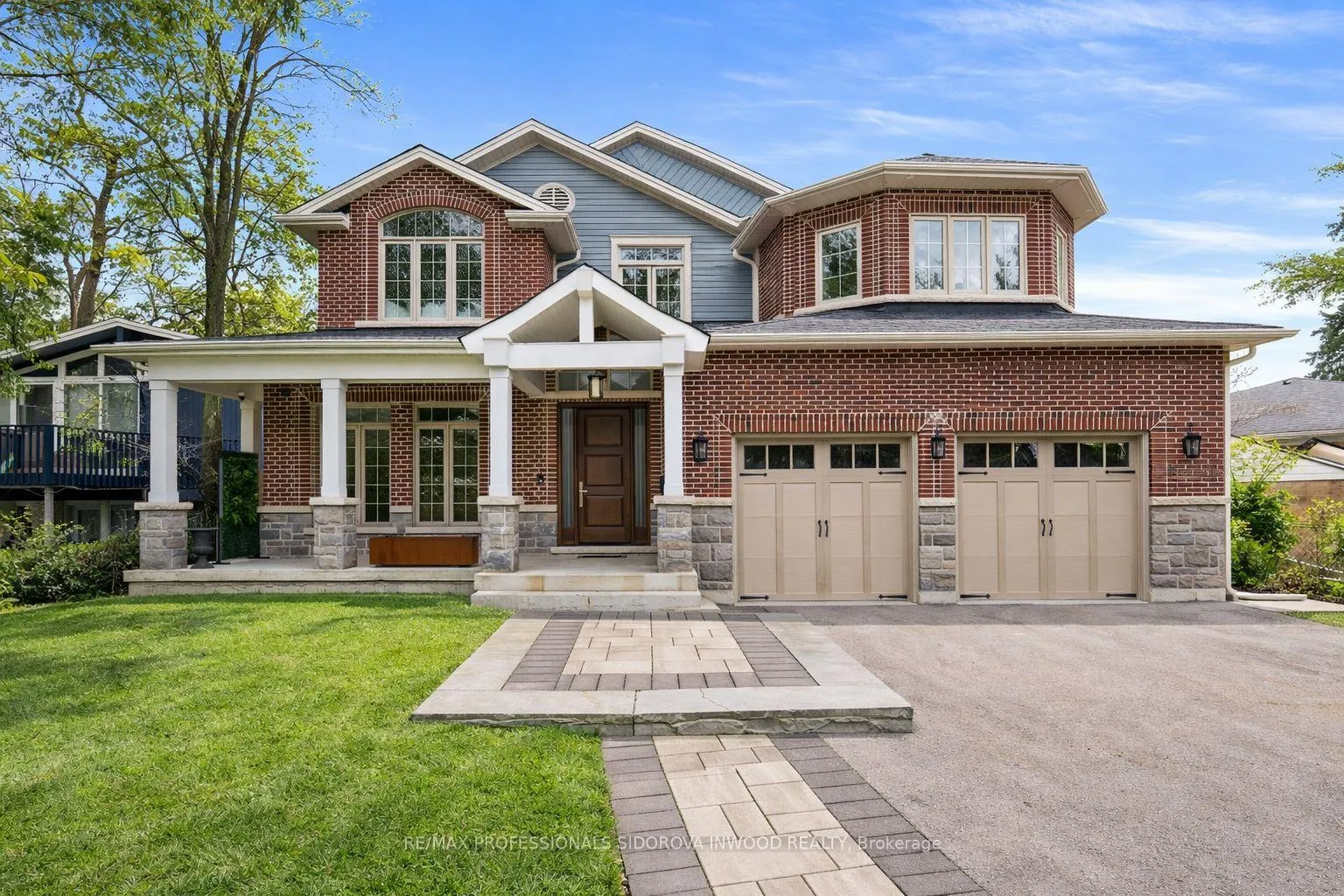 Photo 1 of 4 Tanglewood Terrace, Etobicoke, Stonegate-Queensway — HOMEH