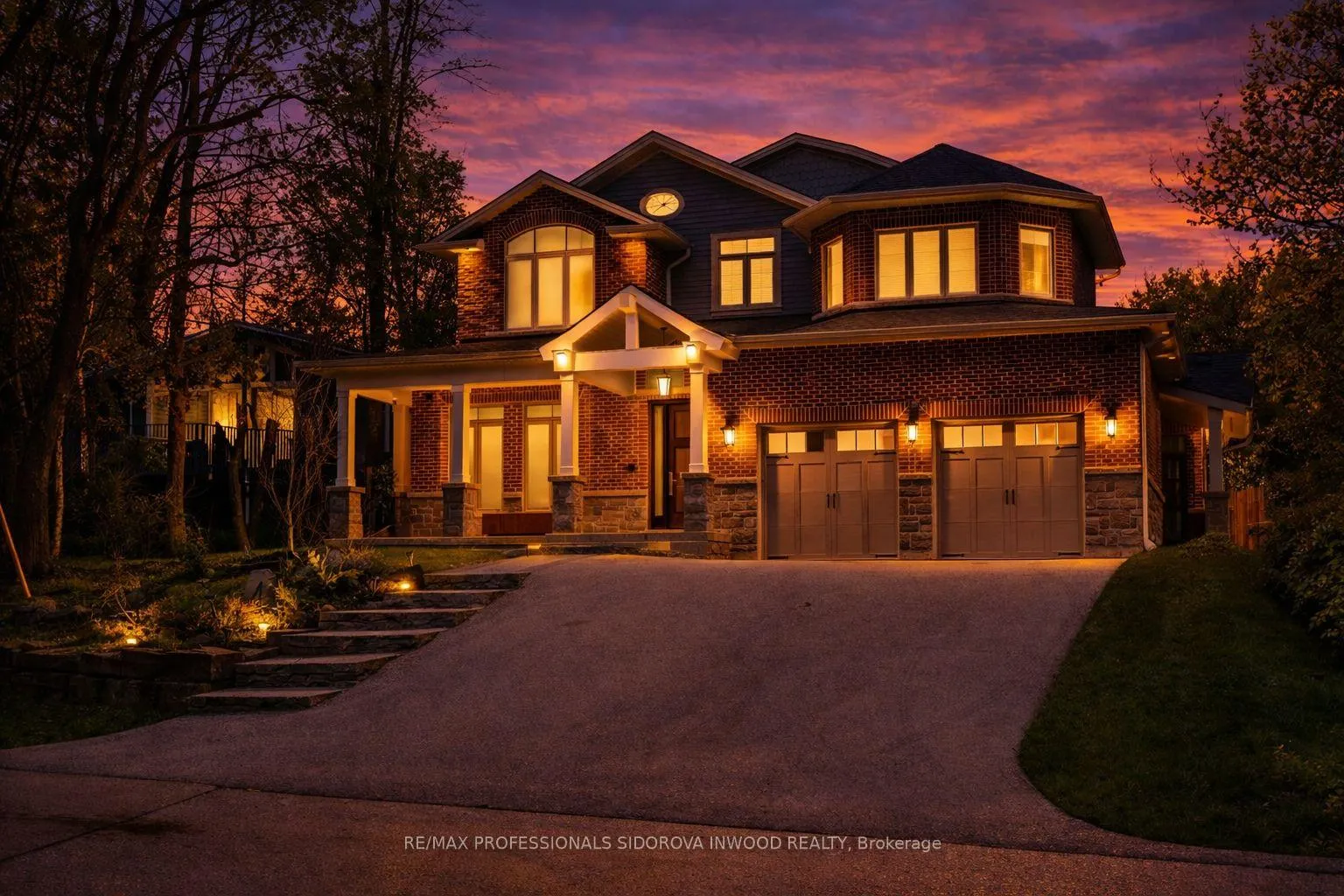 Photo 4 of 4 Tanglewood Terrace, Etobicoke, Stonegate-Queensway — HOMEH