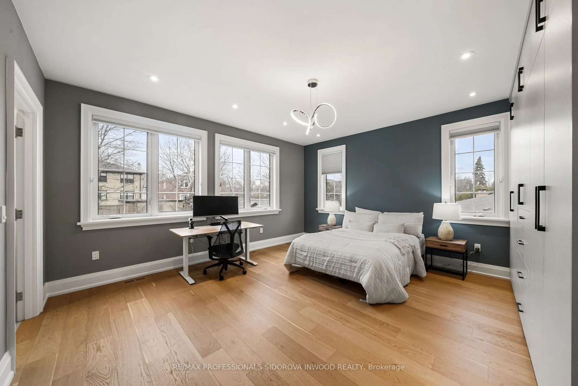 Photo 42 of 4 Tanglewood Terrace, Etobicoke, Stonegate-Queensway — HOMEH