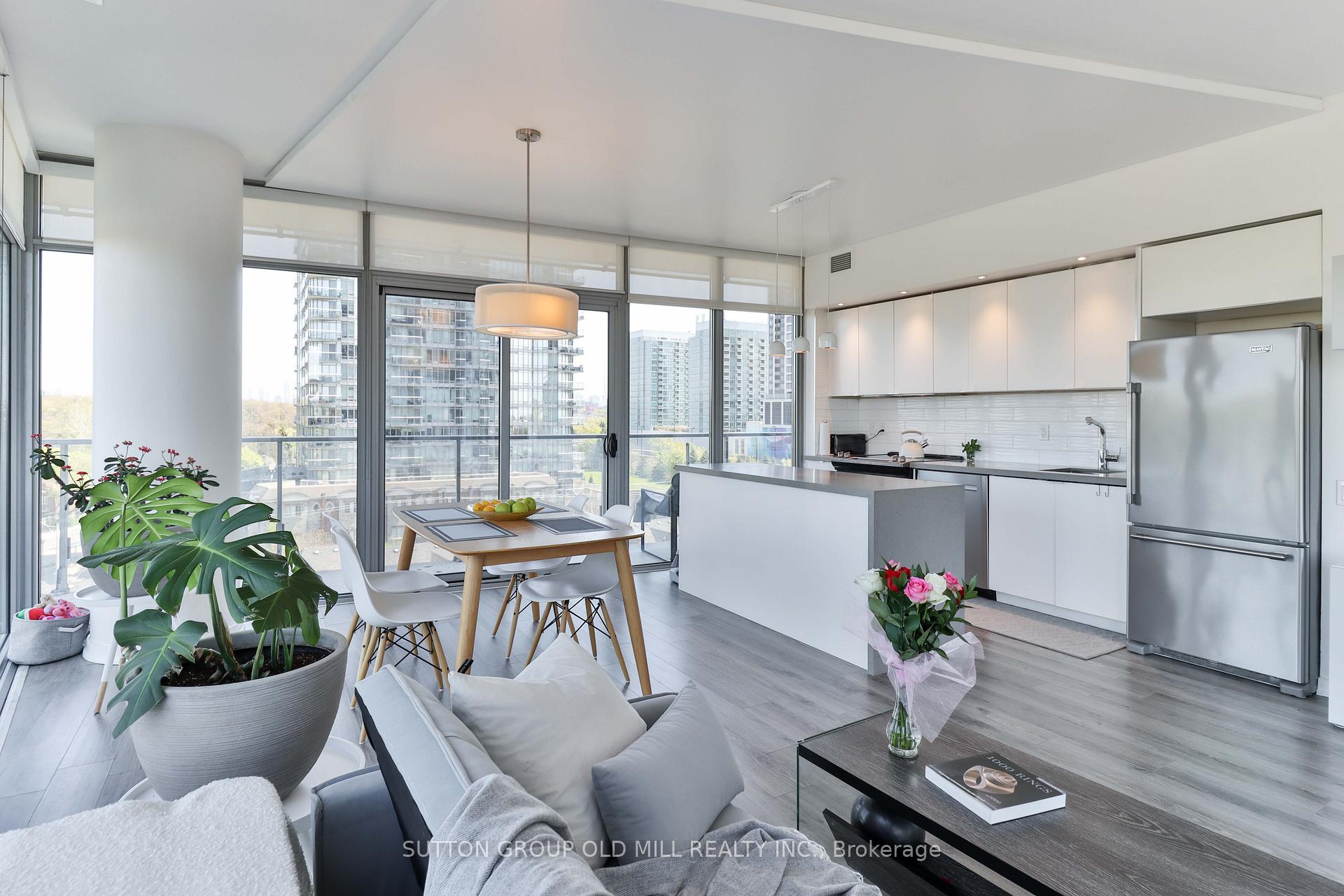 Photo 8 of Unit 714, 103 The Queensway, Toronto, High Park-Swansea — HOMEH