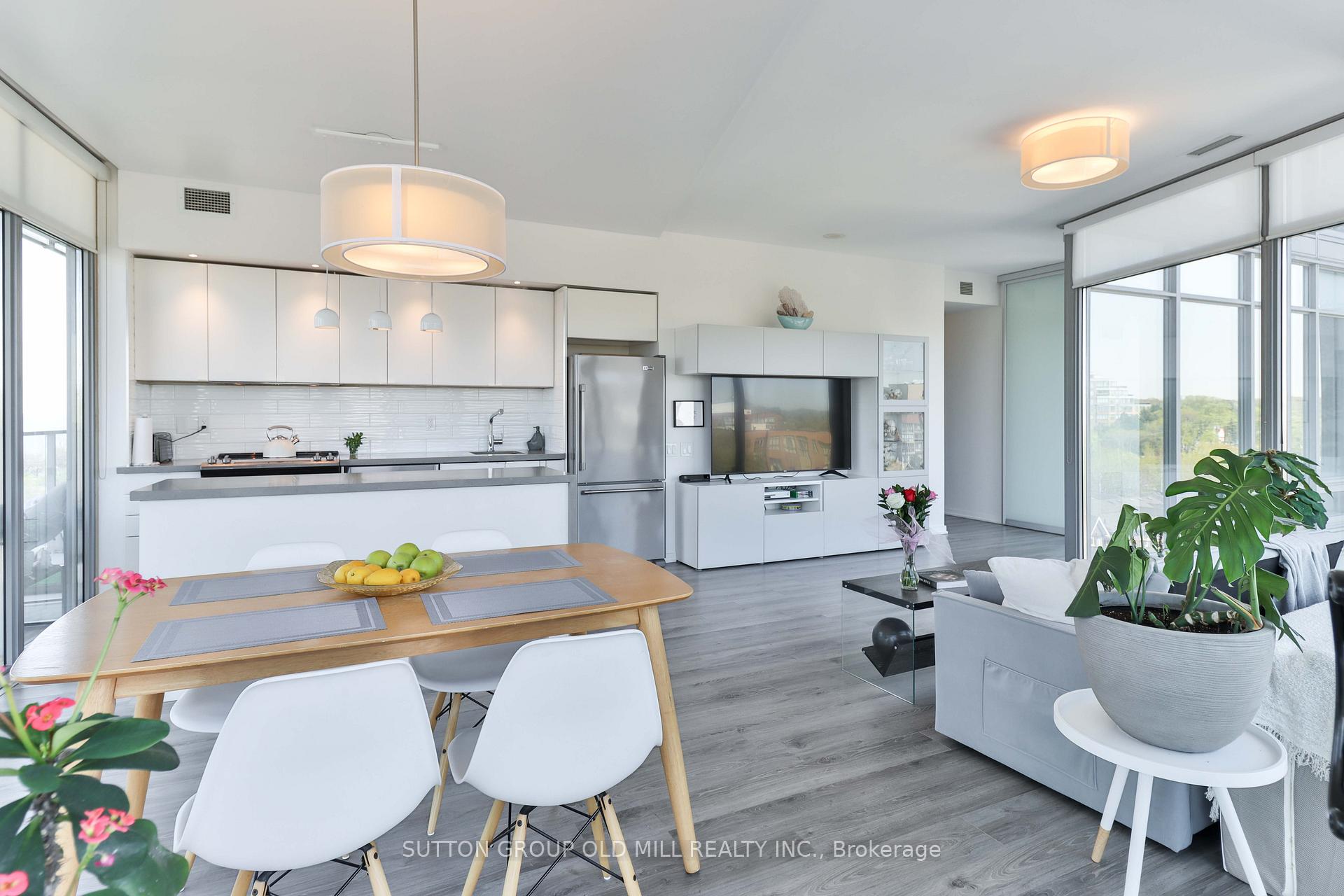Photo 15 of Unit 714, 103 The Queensway, Toronto, High Park-Swansea — HOMEH