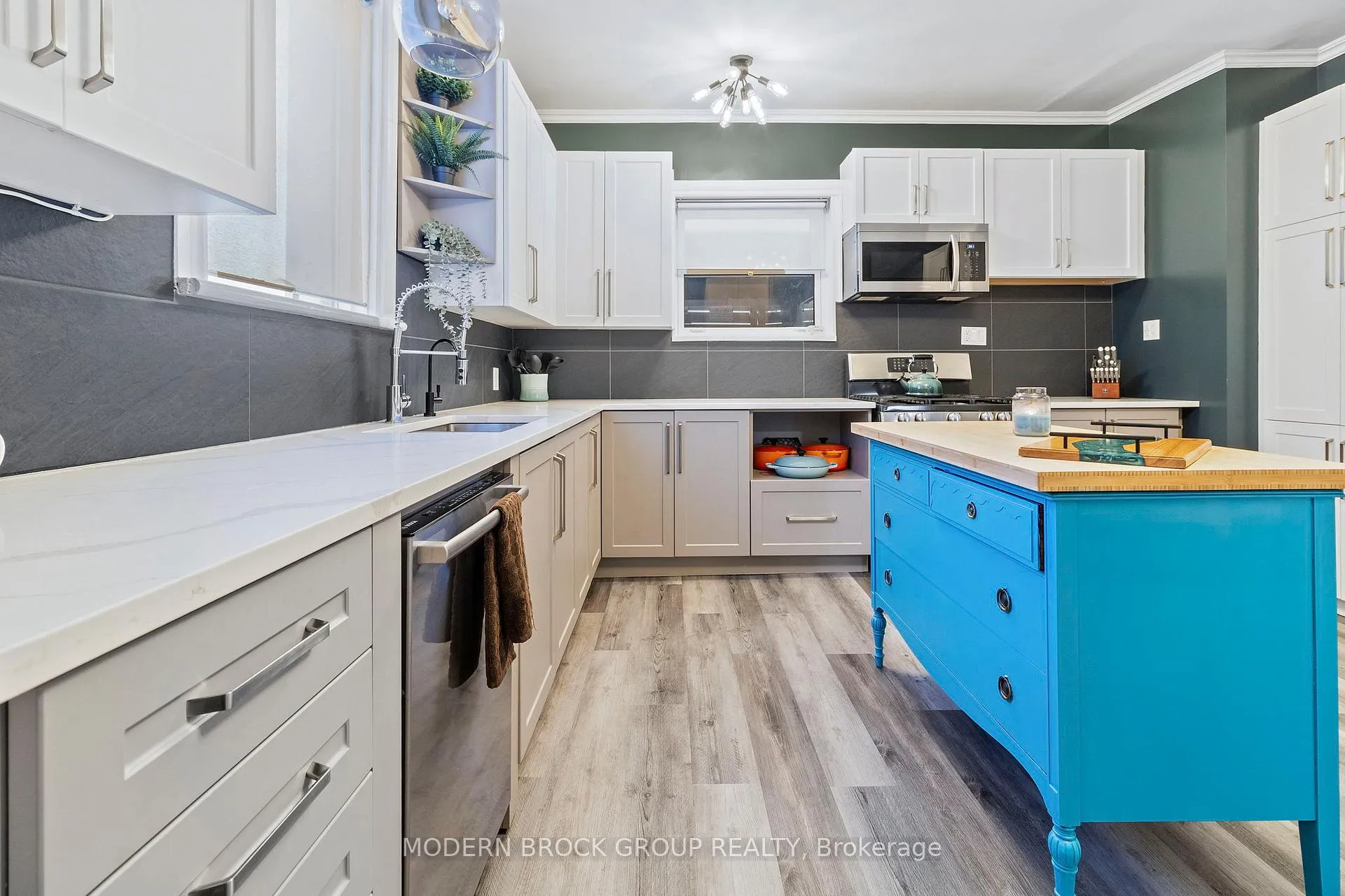 Photo 43 of 2175 Dundas Street S, Edwardsburgh/Cardinal, Town of Cardinal — HOMEH