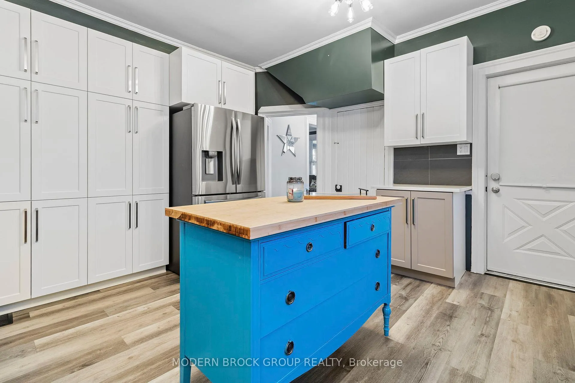 Photo 48 of 2175 Dundas Street S, Edwardsburgh/Cardinal, Town of Cardinal — HOMEH