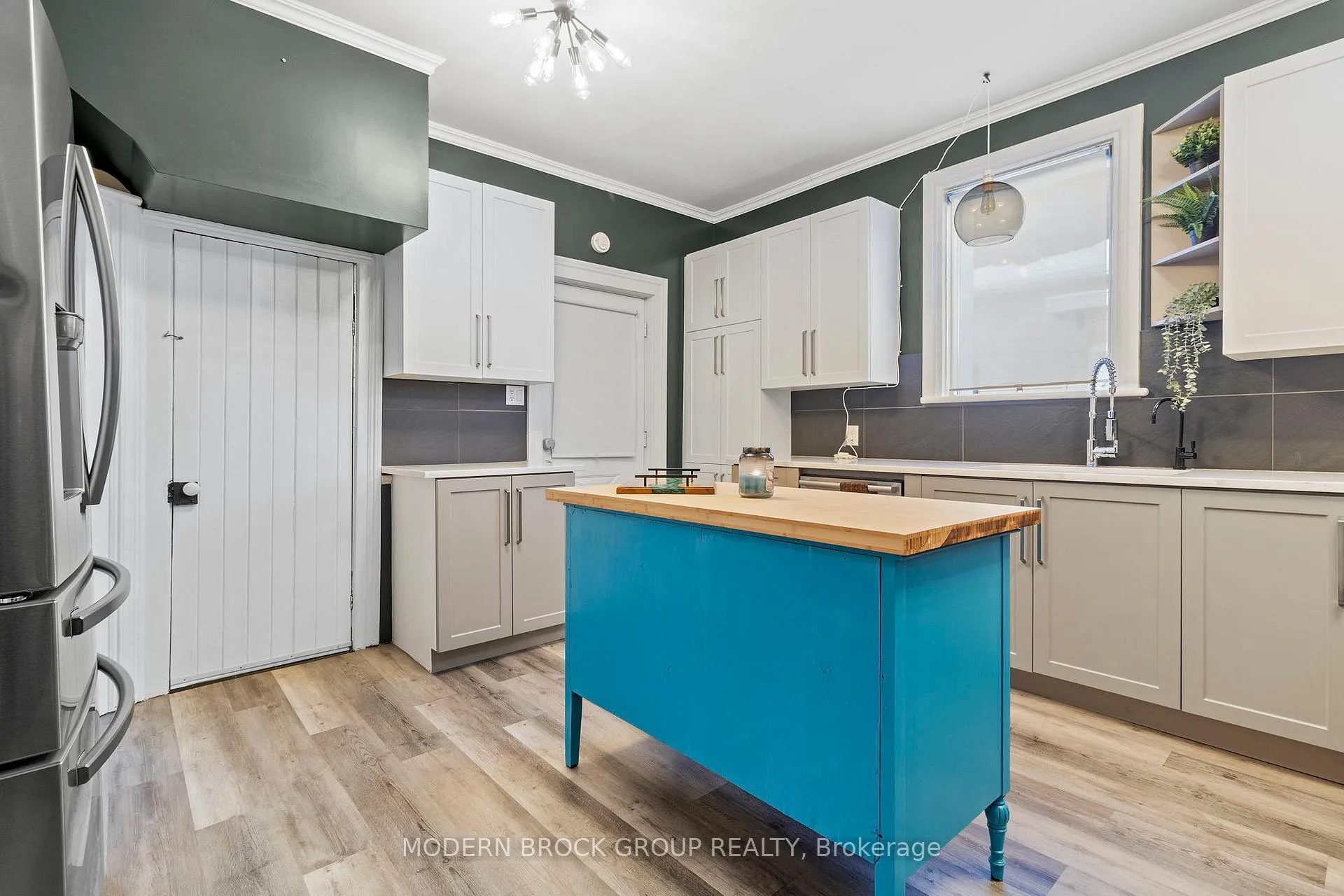 Photo 50 of 2175 Dundas Street S, Edwardsburgh/Cardinal, Town of Cardinal — HOMEH